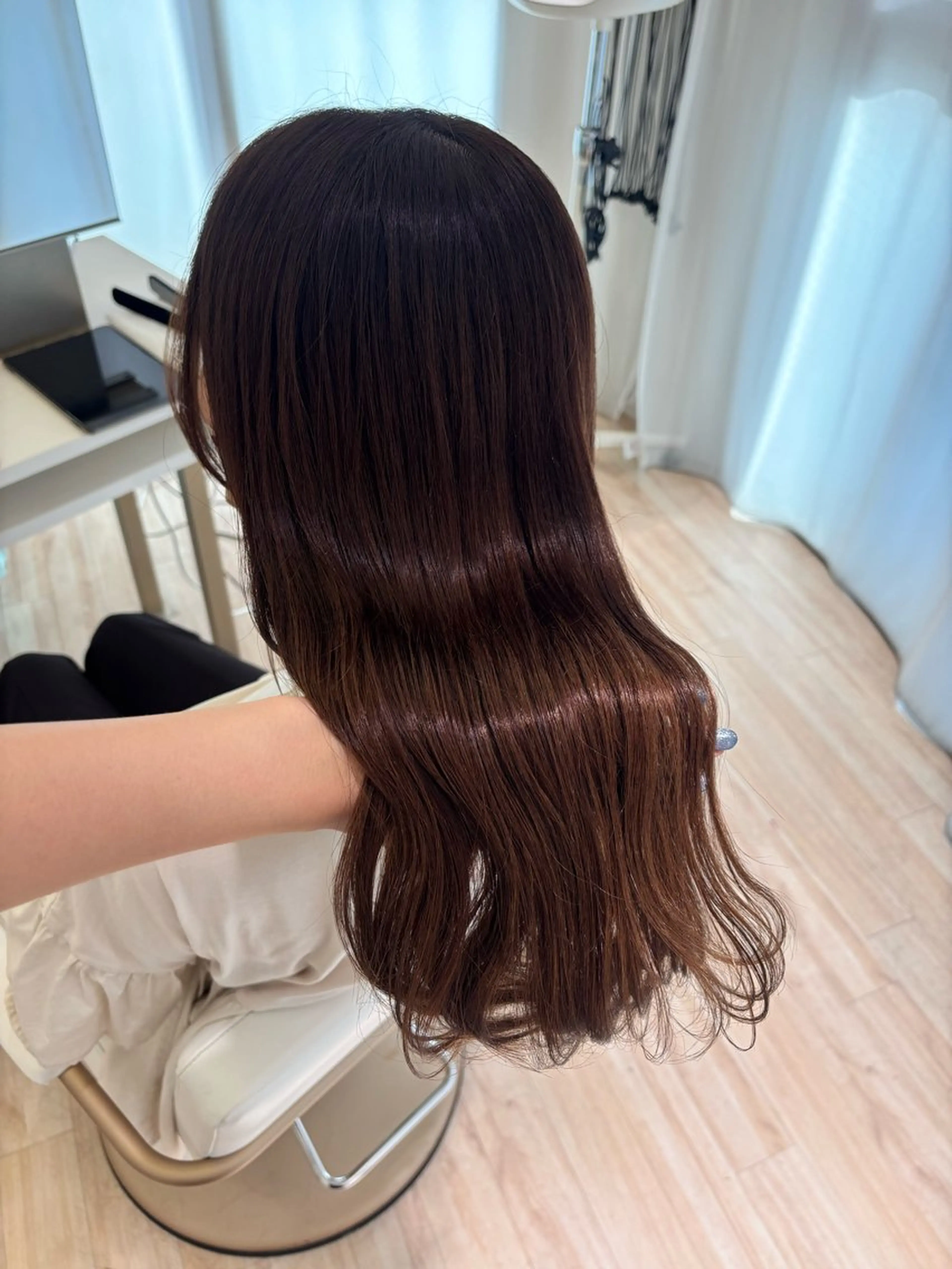 セミロング カラー ParveMix 岡本えりかのヘアスタイル