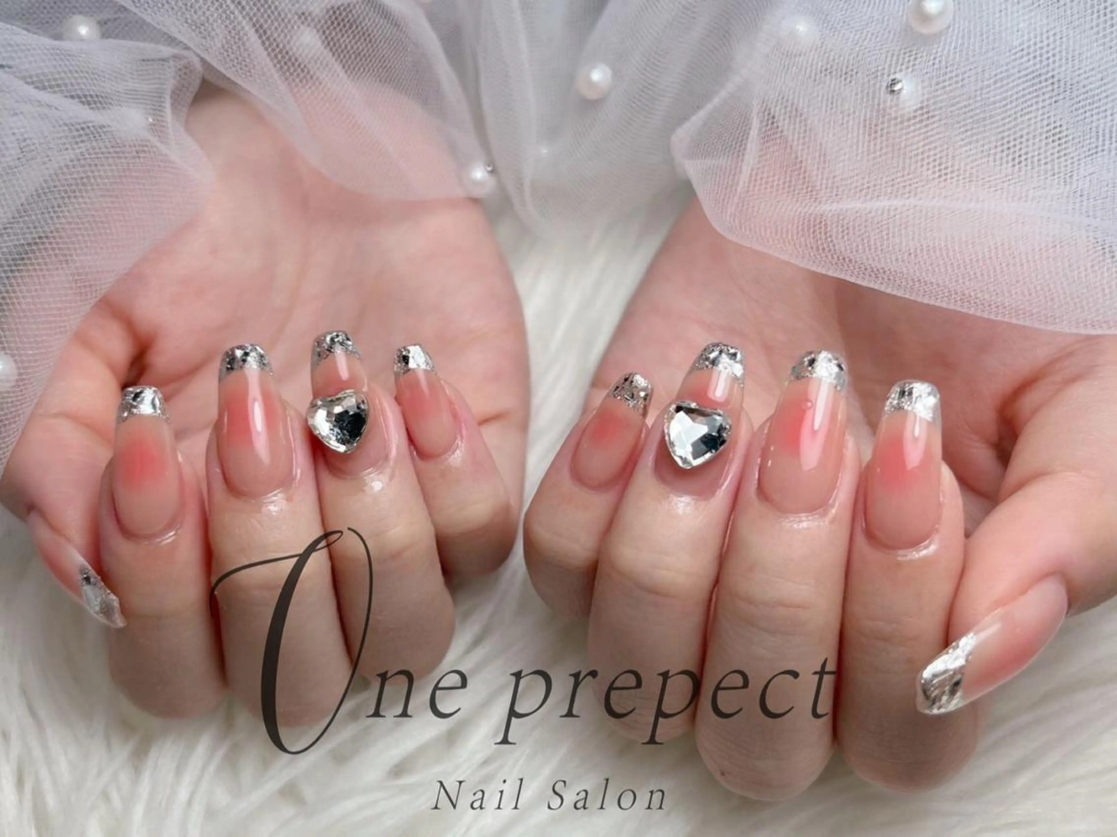 ネイル lucky nail 歌舞伎町のネイルデザイン