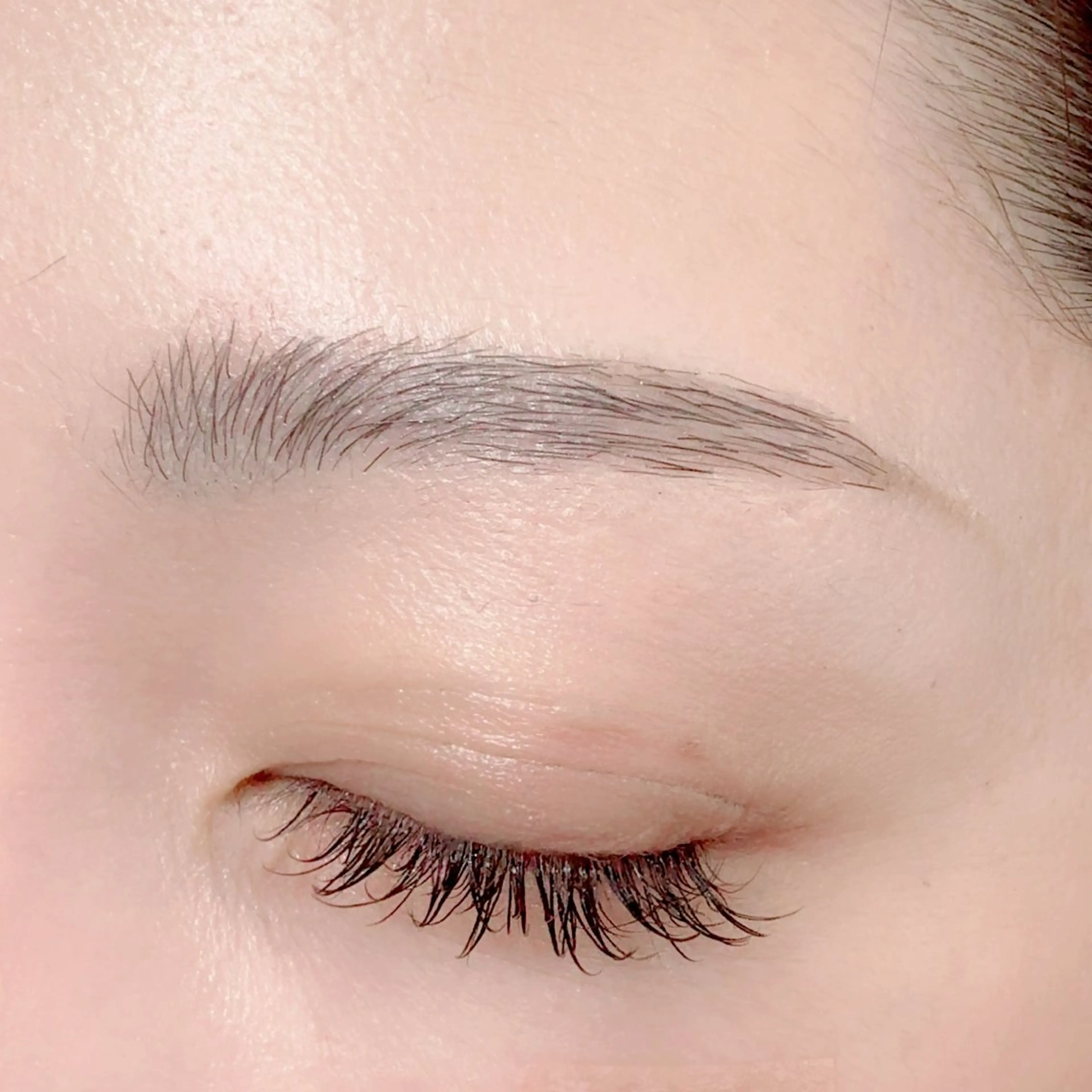 アイブロウ ワックス脱毛 眉カット 21時まで営業/金山 眉毛/脱毛/まつぱのマツエク・マツパデザイン