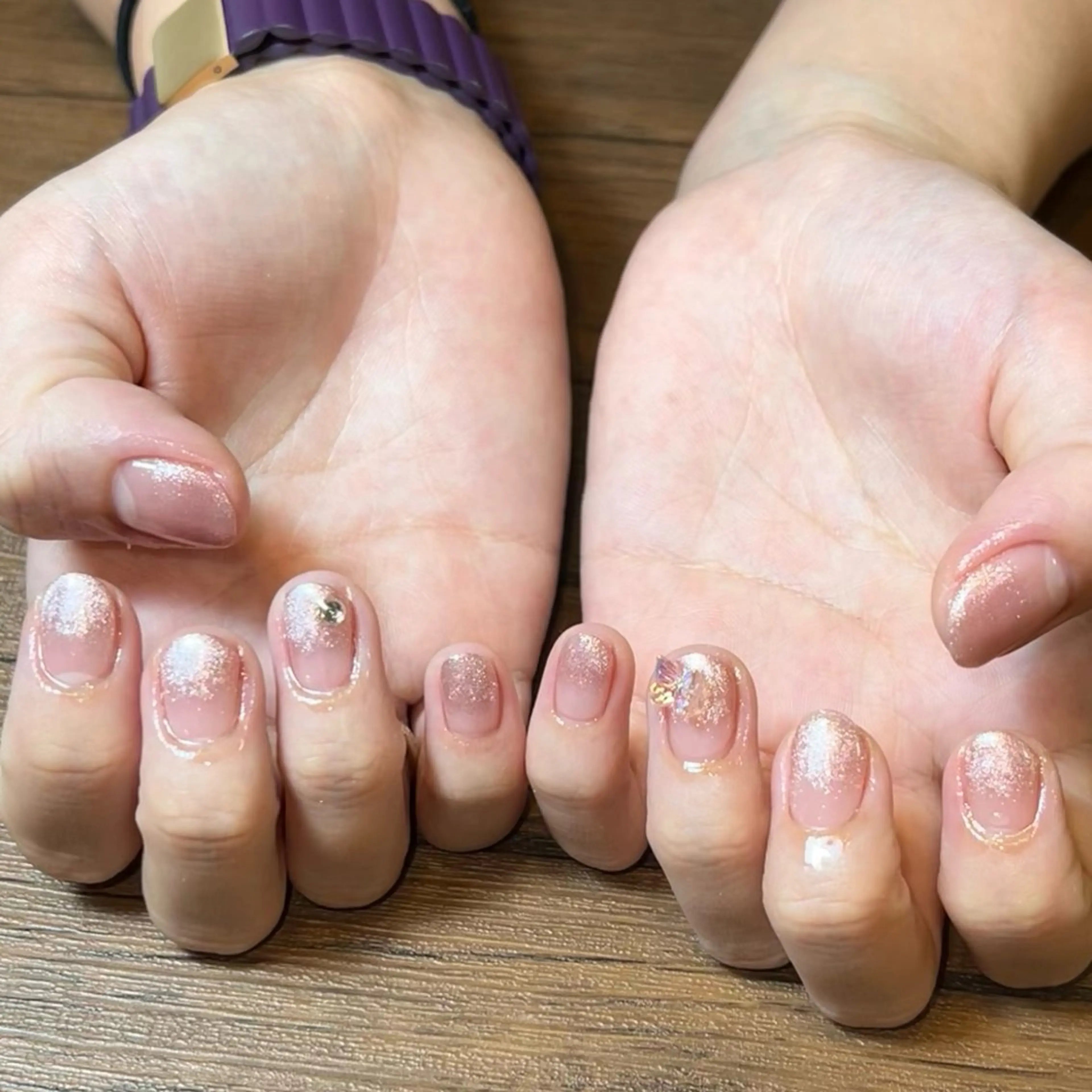 ネイル HENRIETTA NAILSALONのネイルデザイン