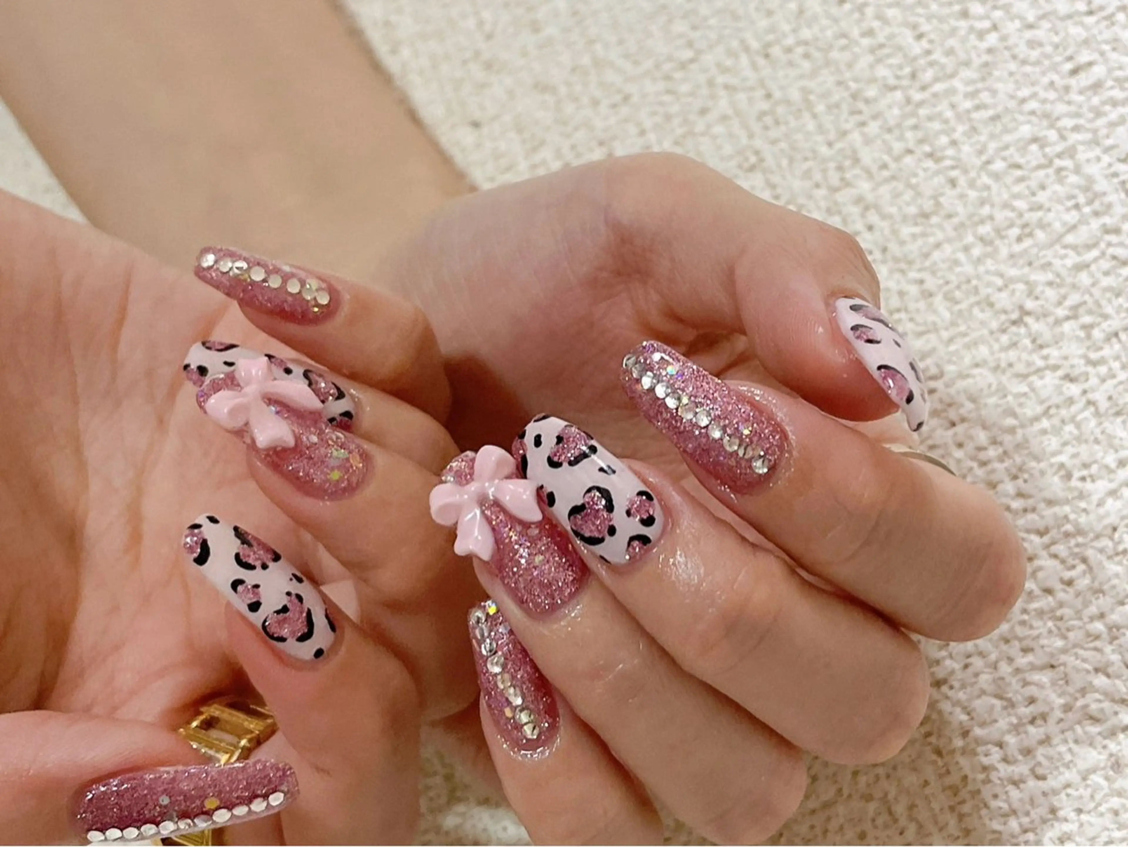 ネイル ジェルネイル 韓国ネイル 持ち込み パラジェル リボン kikinail 溝の口のネイルデザイン