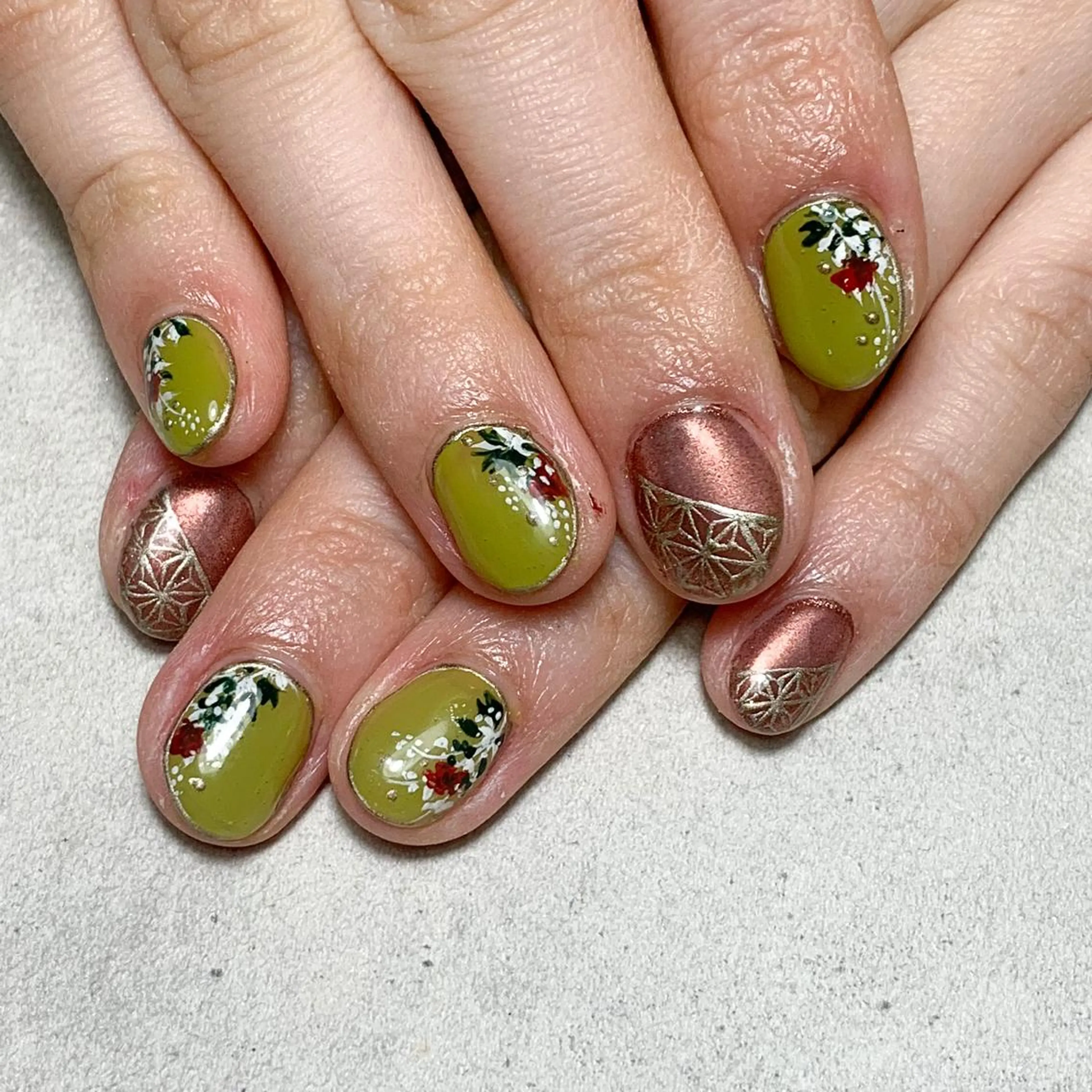 ネイル ハンドネイル atelier　FIORITURA所属・FIORITURA aiのネイルデザイン