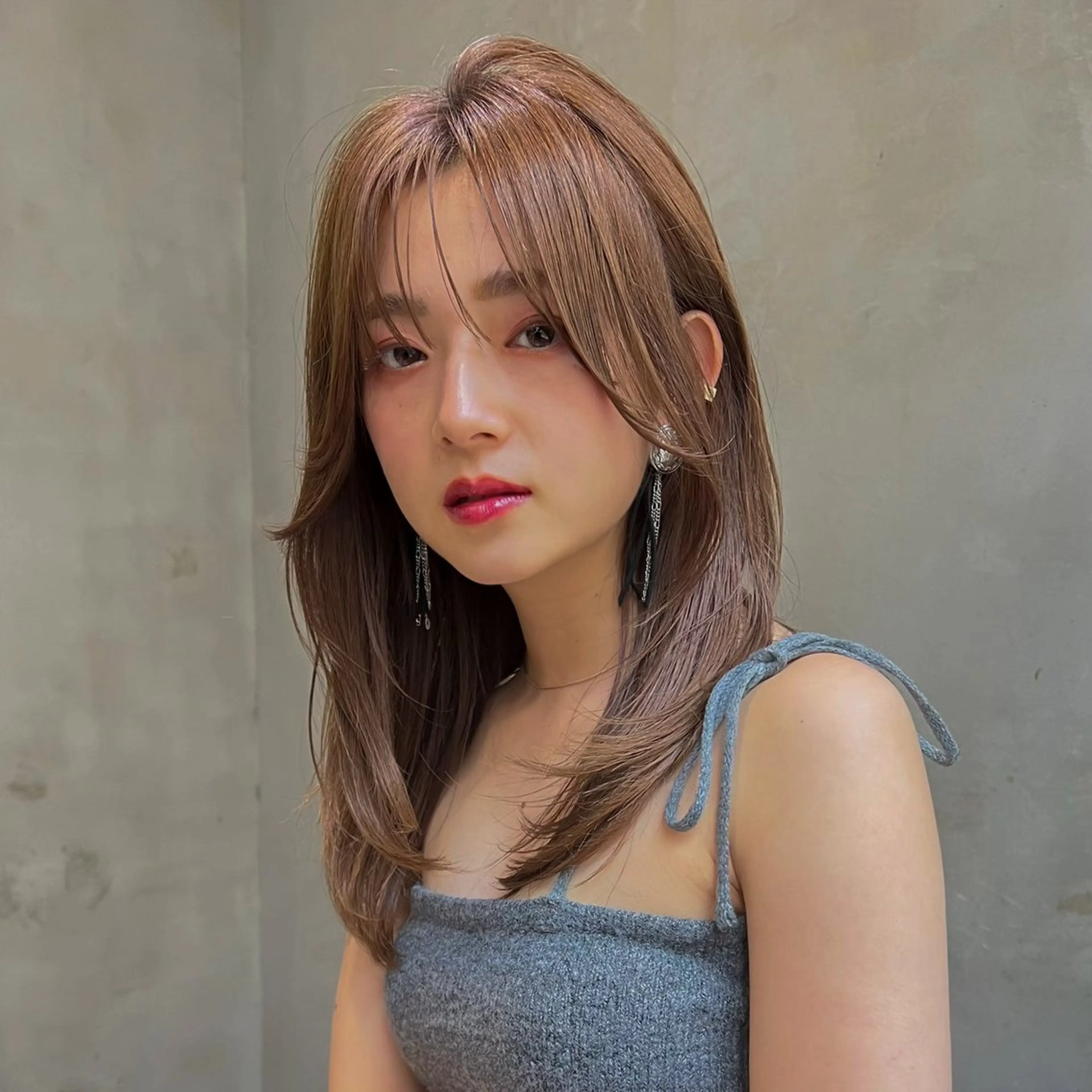 セミロング カラー ベージュカラー 透明感カラー 顔周りカット ⚜️ブリーチ× 透明感✨Hayatoのヘアスタイル