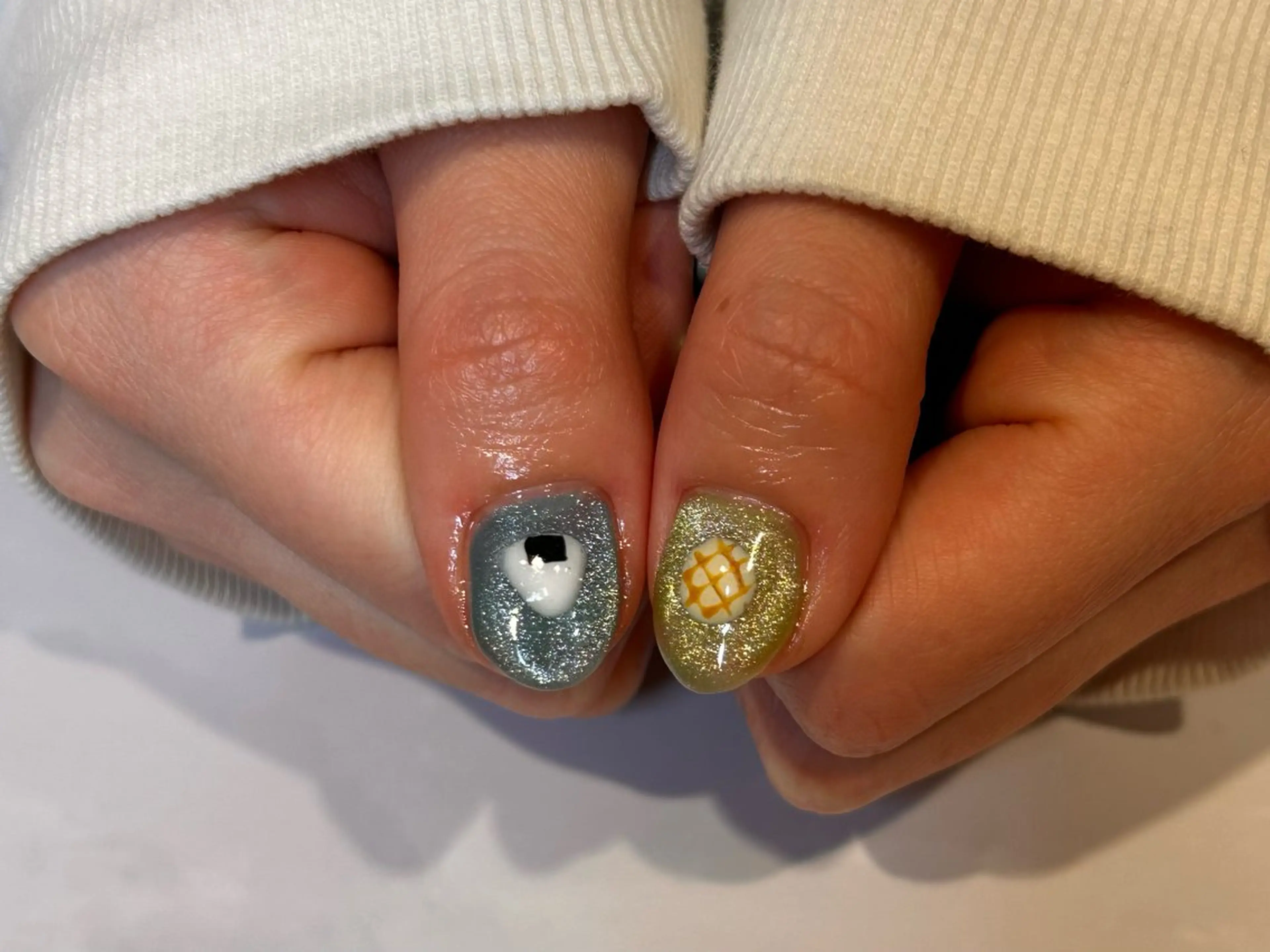 ネイル 友野 遥のネイルデザイン