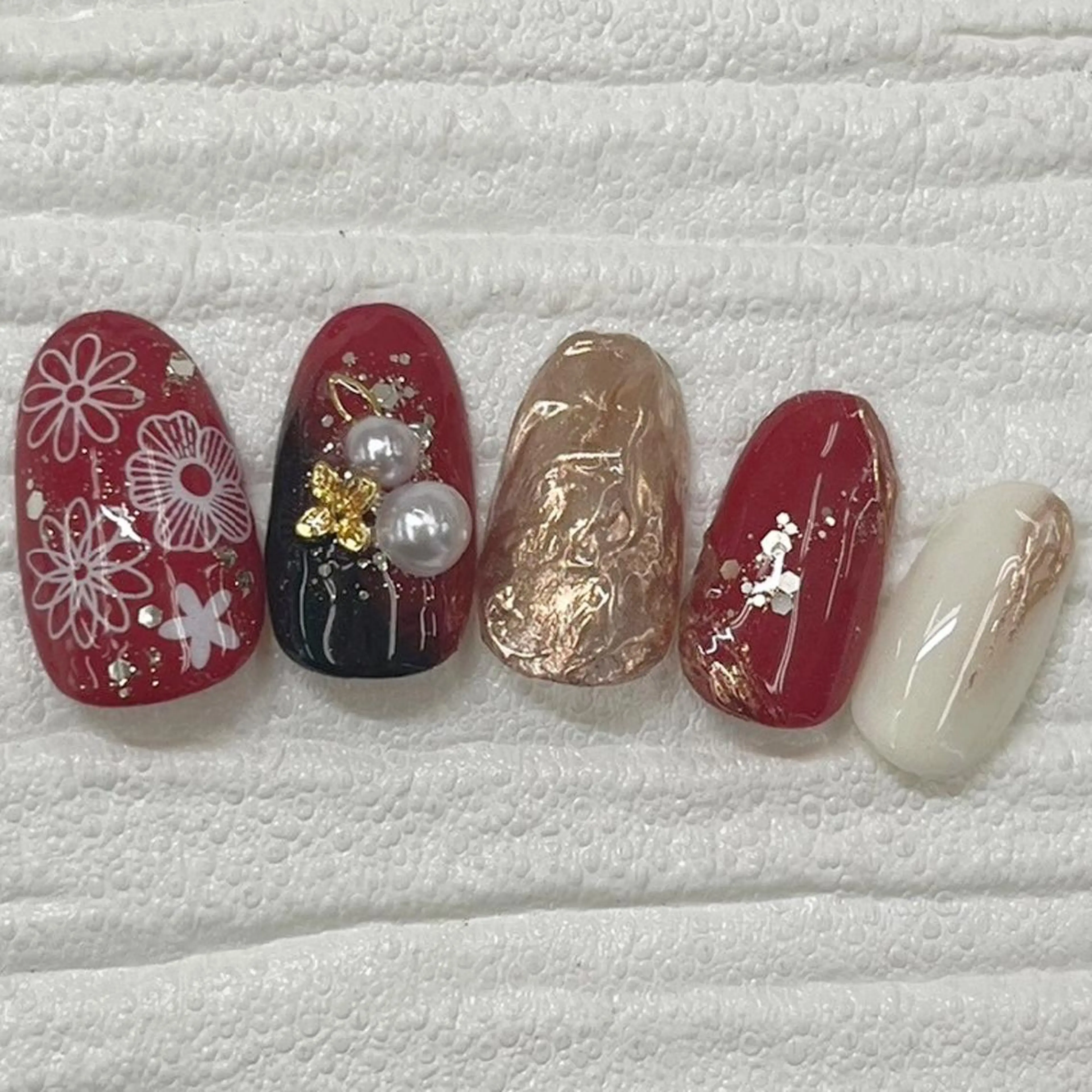 ネイル Nail salon Honey Beeのネイルデザイン