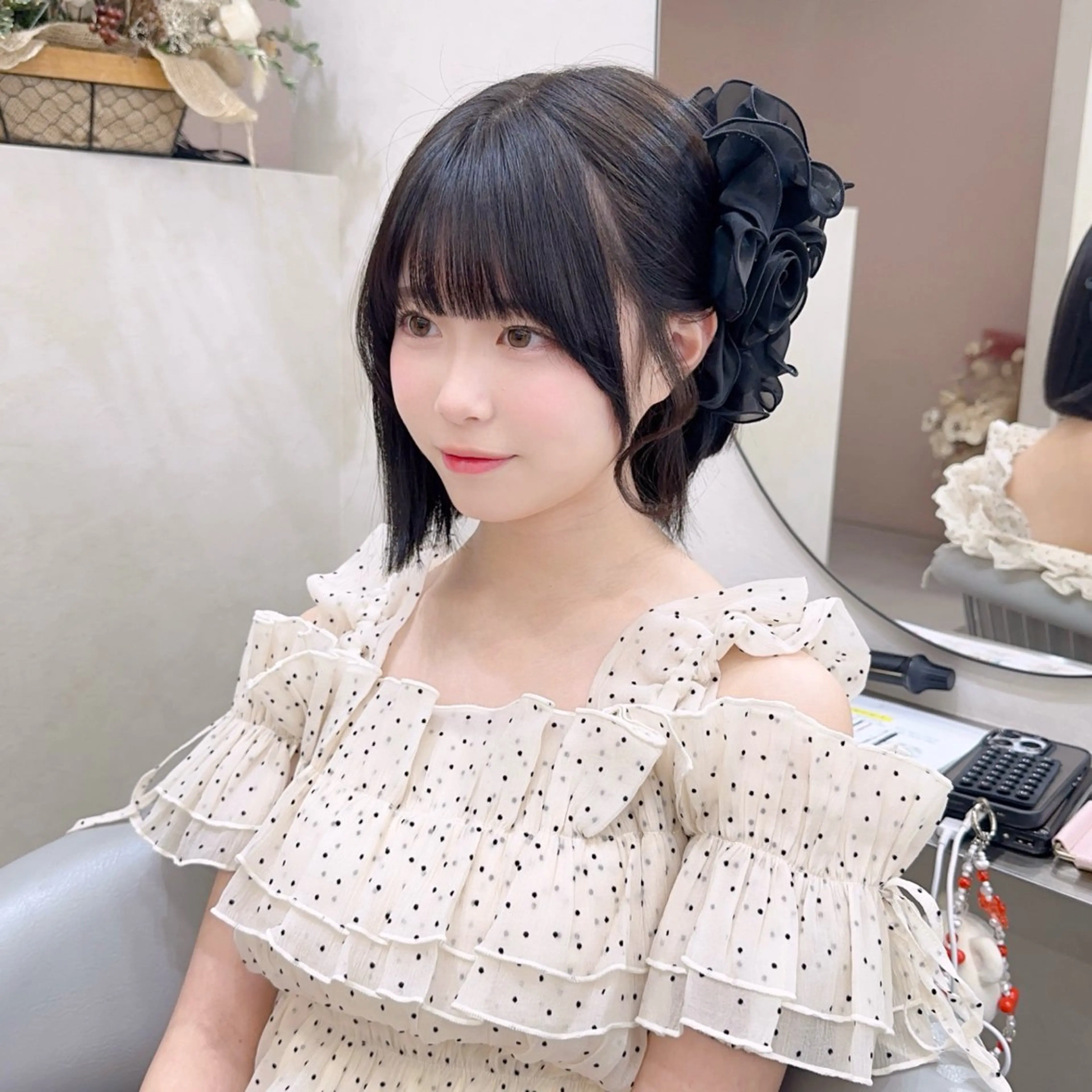 ミディアム シールエクステ ボブ くびれヘア エクステ 顔周りカット カット hina🎀新宿/ エクステ/girlyのヘアスタイル