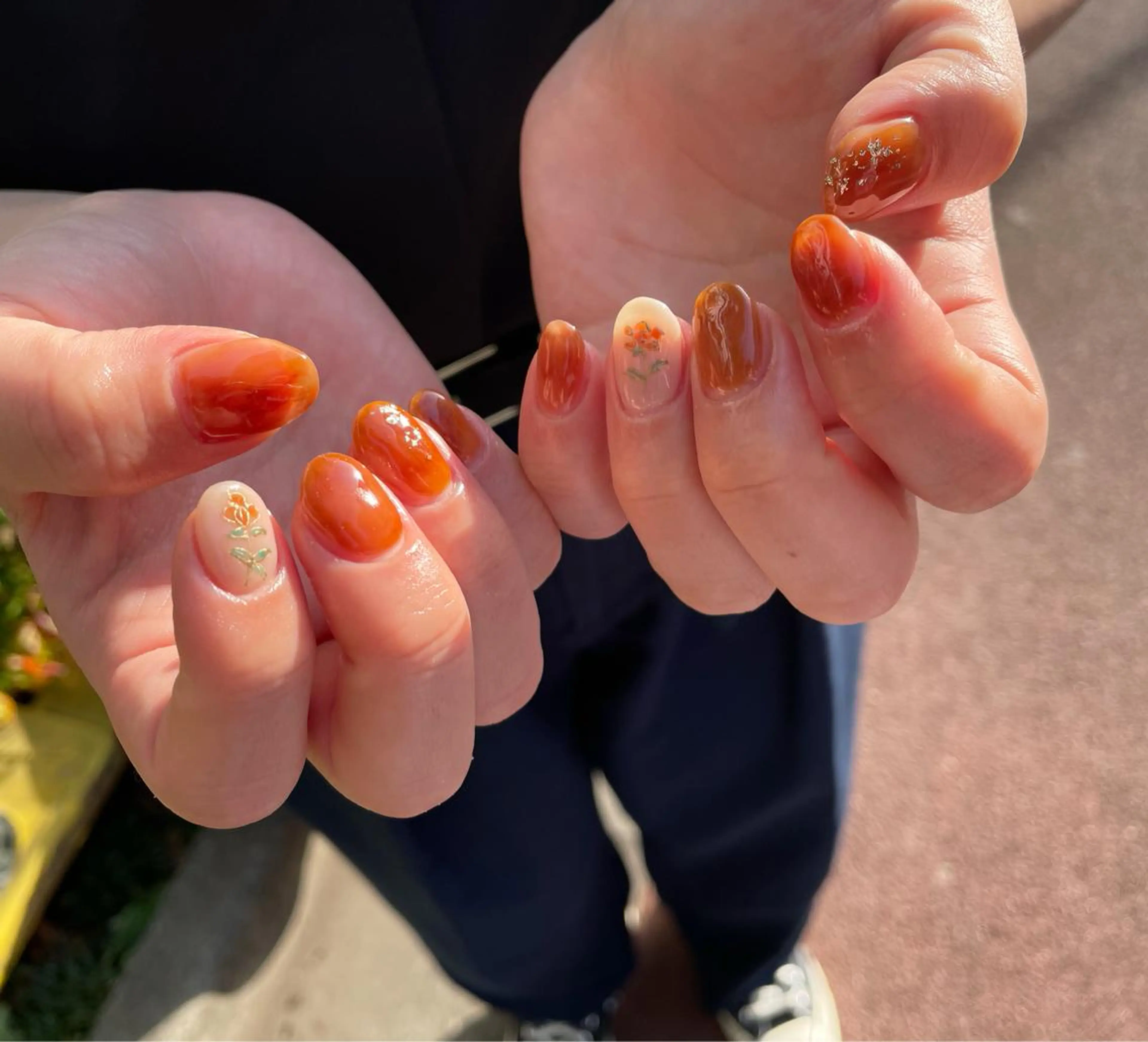 ネイル ハンドネイル ハンドケア R'well所属・はばすみれ🎀ﾈｲﾙ 光ﾌｪｲｼｬﾙ ﾍｱのネイルデザイン