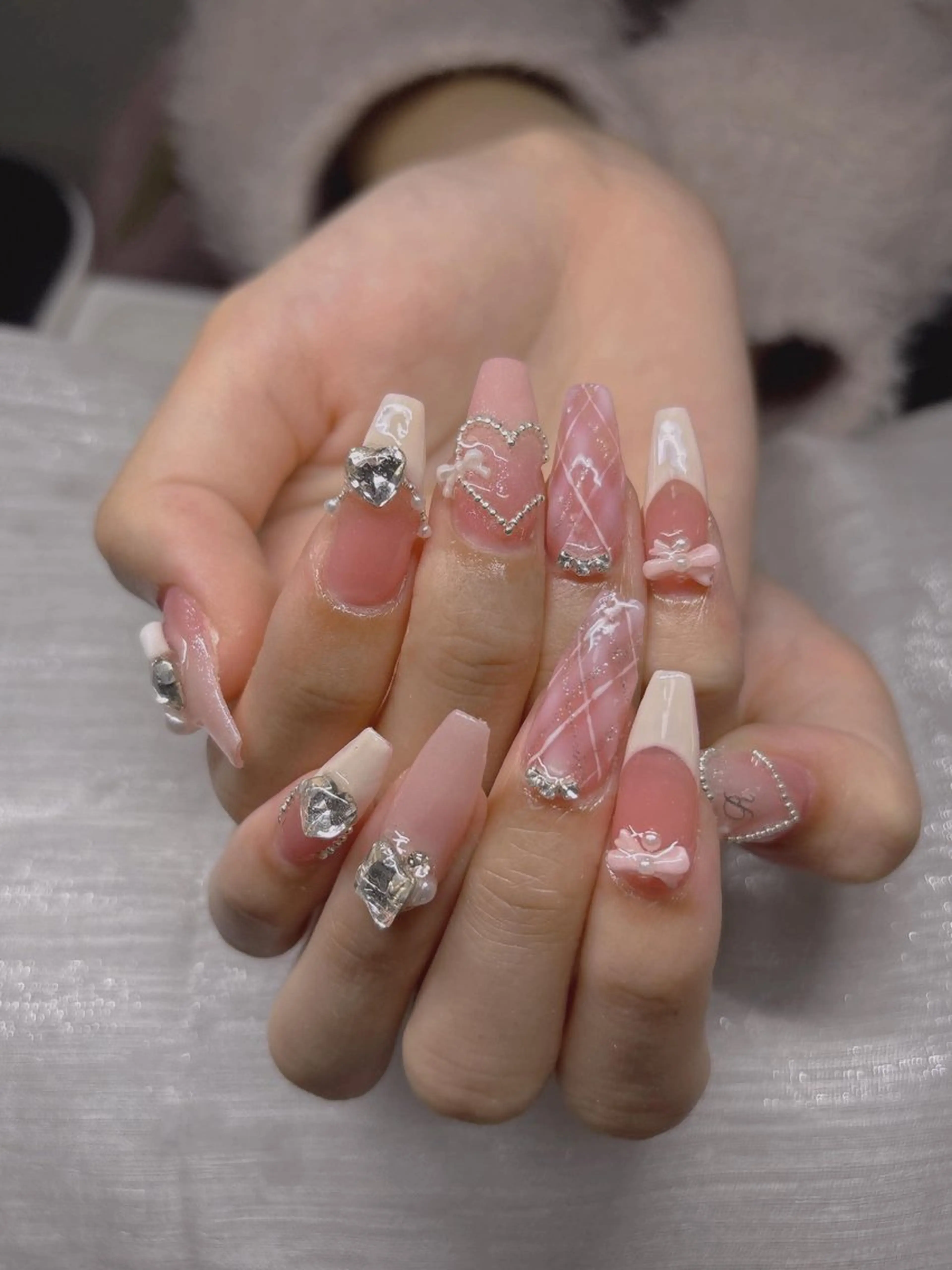 ネイル Lee Nailsのネイルデザイン