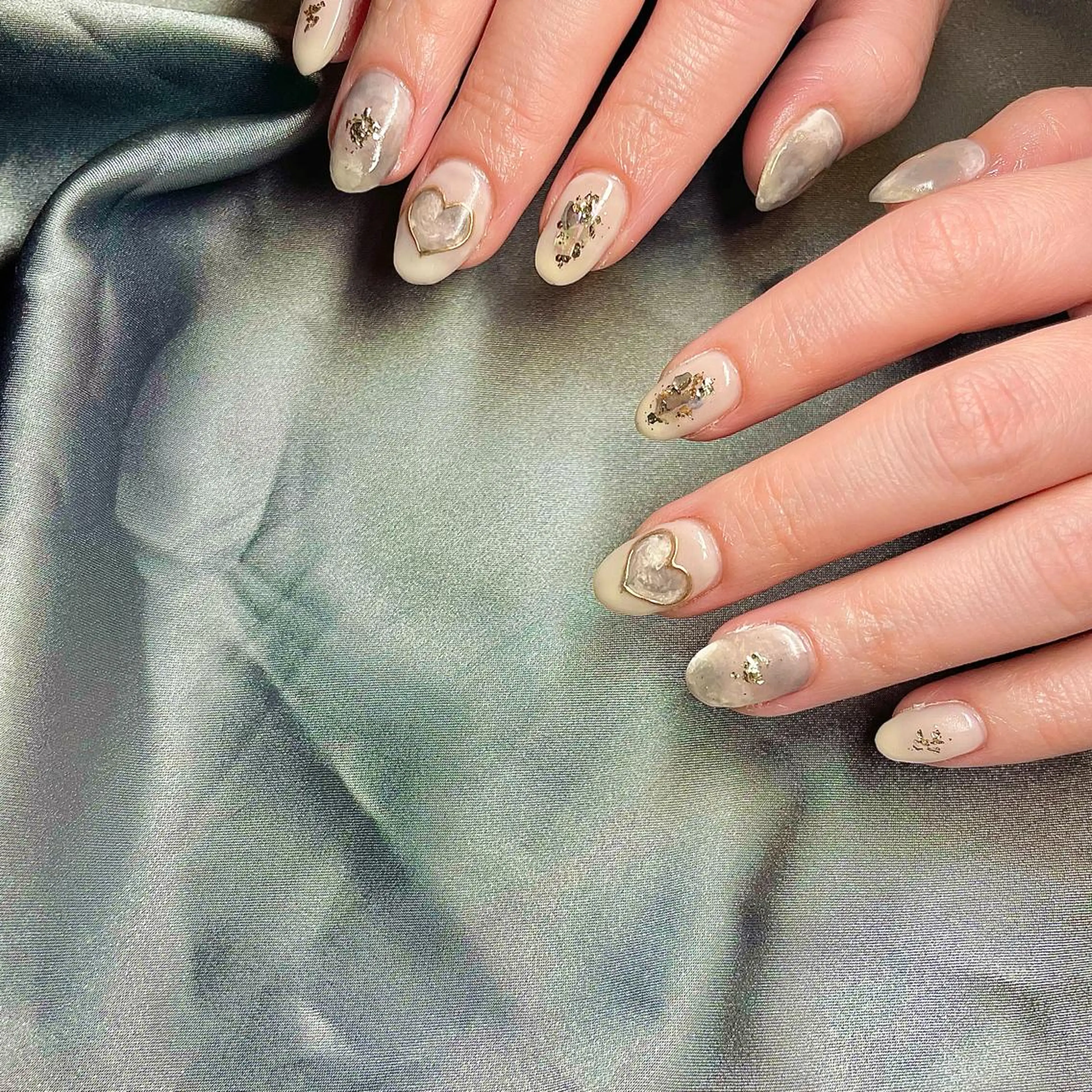 セミロング カラー パーマ ヘアアレンジ メンズ キッズ ネイル マツエク・マツパ アイブロウ バレンタイン ハンドネイル ハンドケア nail&eye Aoのマツエク・マツパデザイン