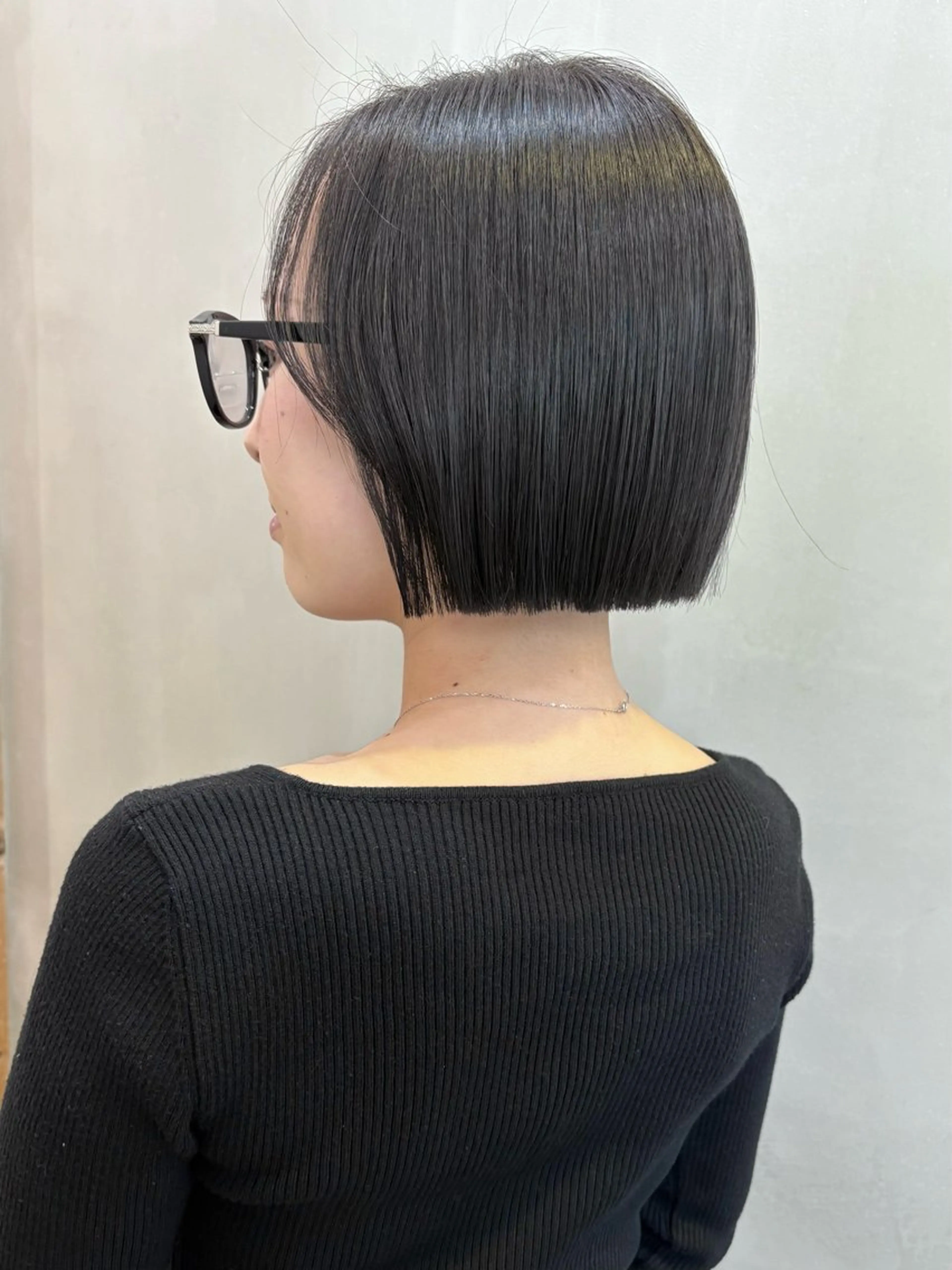 ショート カラー カット ヘアカラー 🫐寒色系カラー 🫐ヤマナカリリカのヘアスタイル