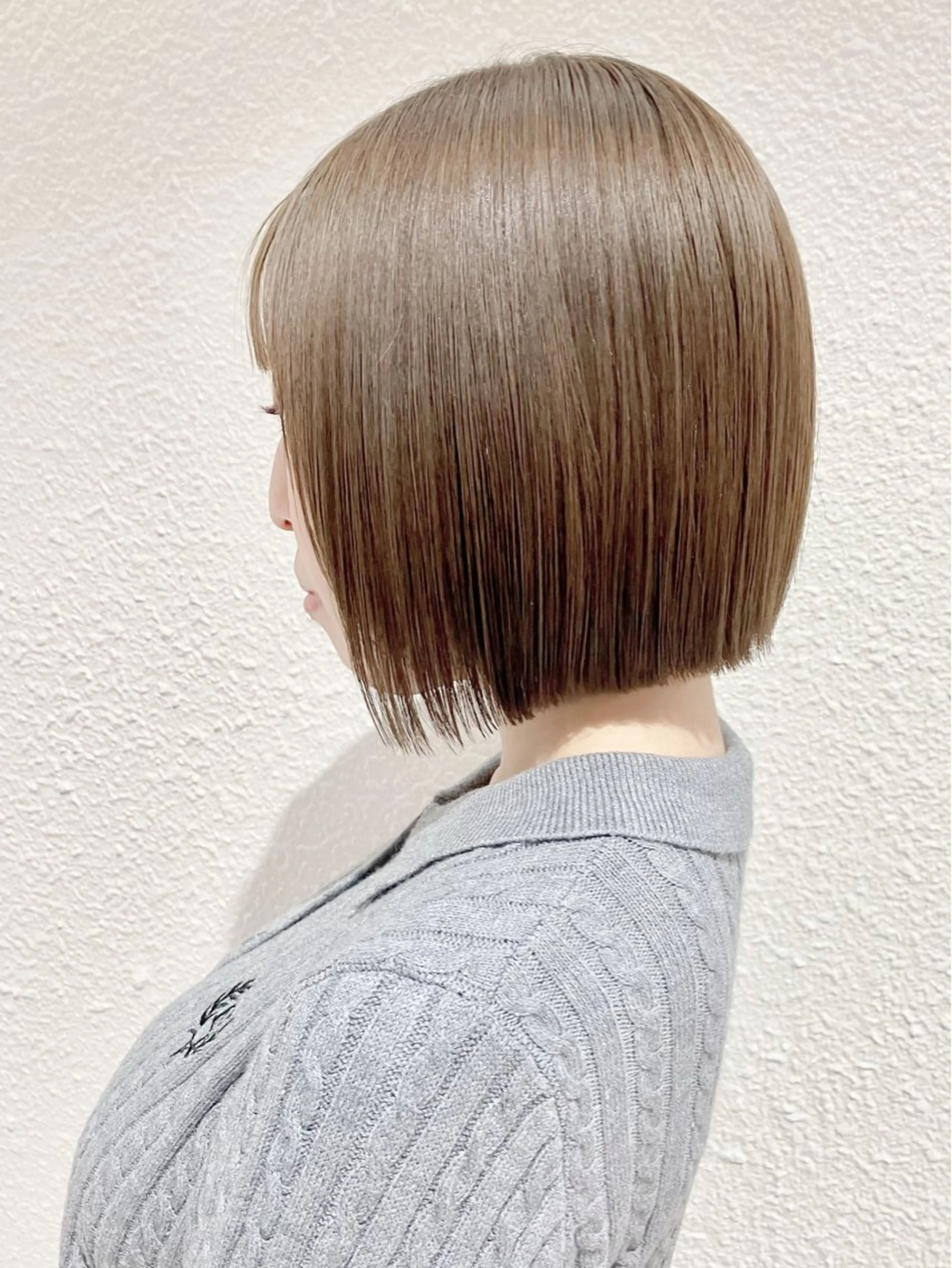 ショート カラー ベージュカラー ブリーチ 【ブリーチ特化】金 慶彦のヘアスタイル