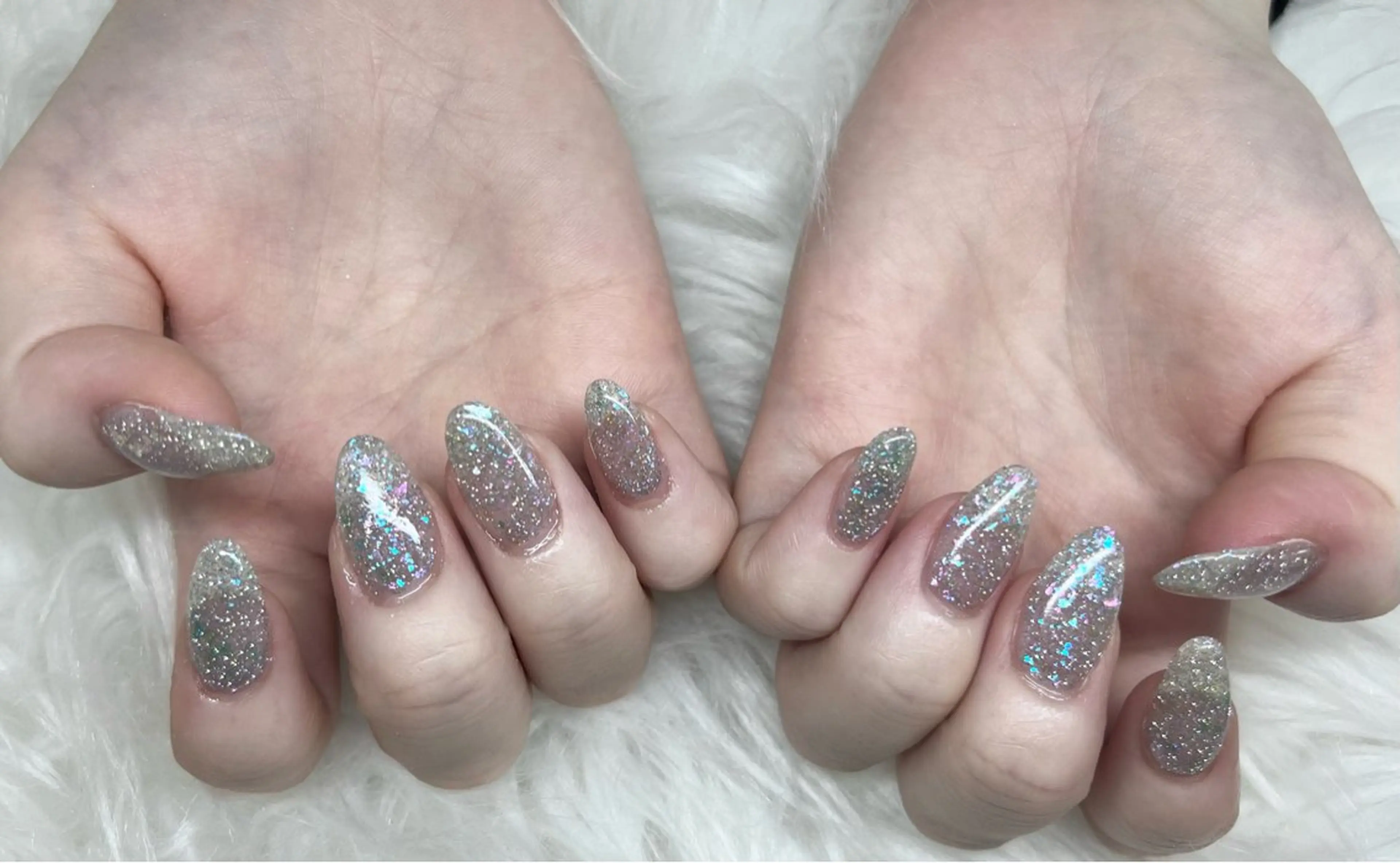 ネイル アートネイル 長さ出し ジェルネイル キラキラネイル ラメ(グリッター) Y&L Nailのネイルデザイン