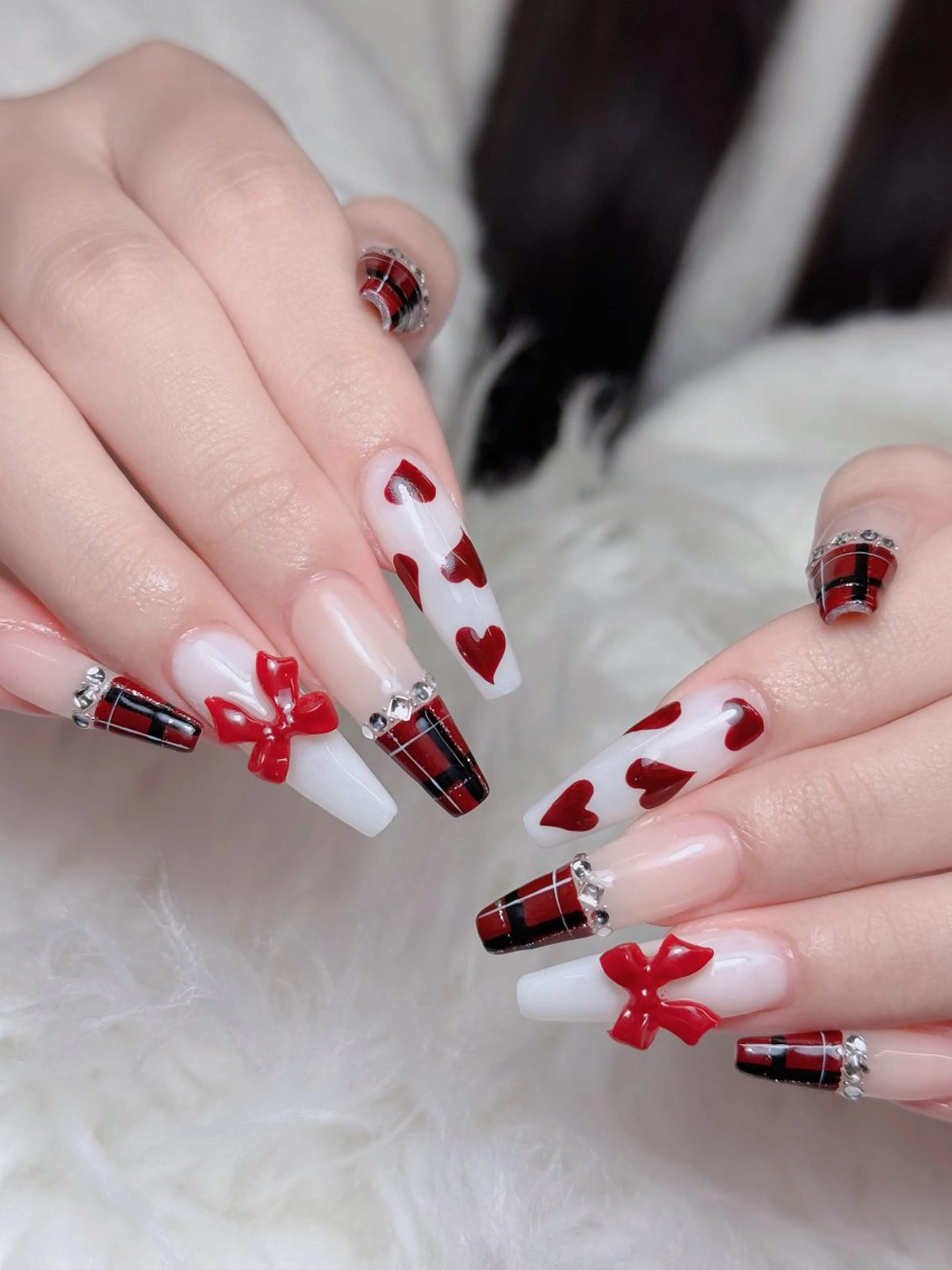 ネイル オーロラネイル チークネイル フットネイル フレンチネイル ハロウィン ハンドネイル Lumi Nail 新大久保3‘のネイルデザイン