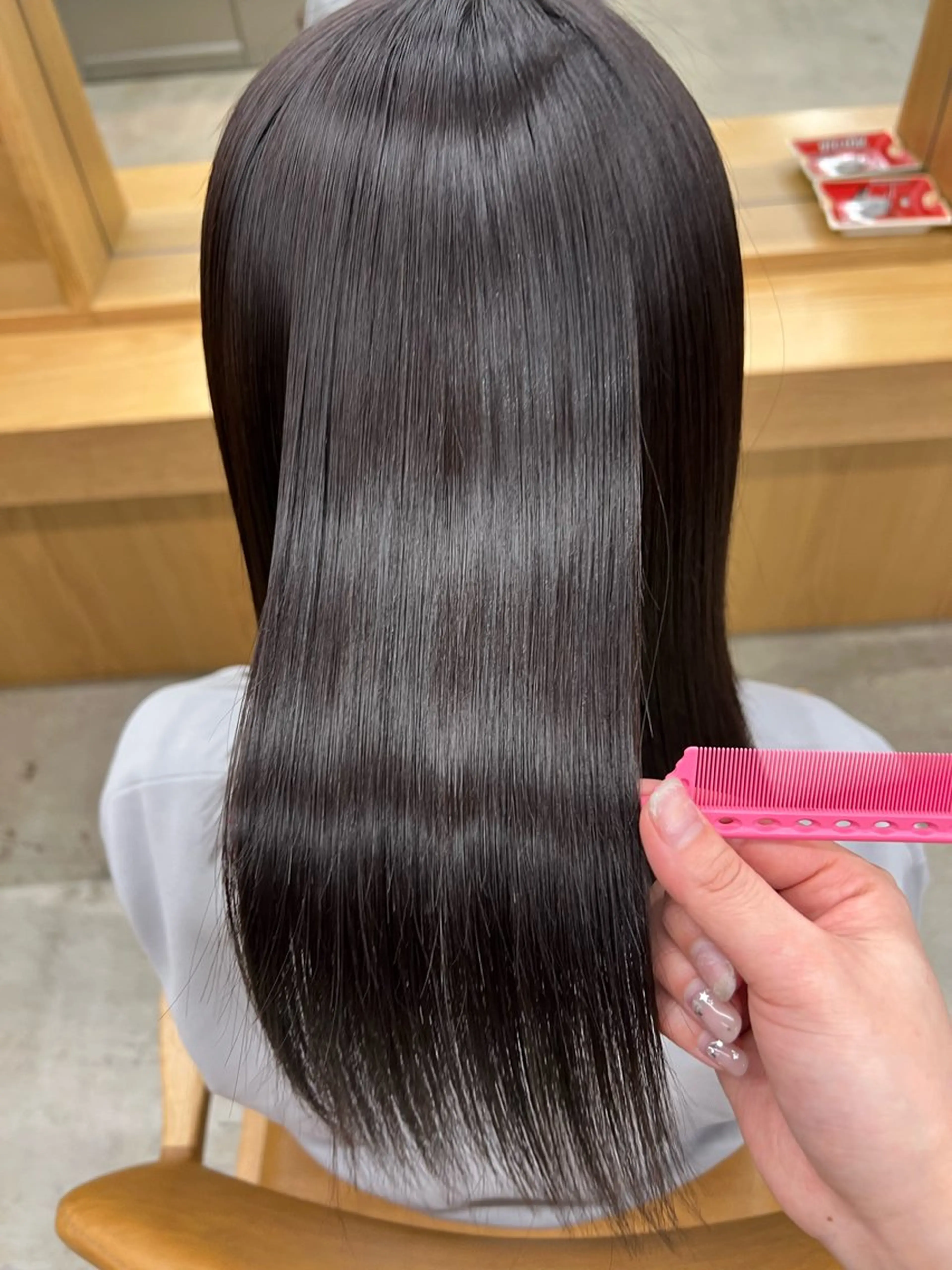 ミディアム カラー カット 縮毛矯正 トリートメント レイヤー/パーマ 🐕🦺Nagiのヘアスタイル