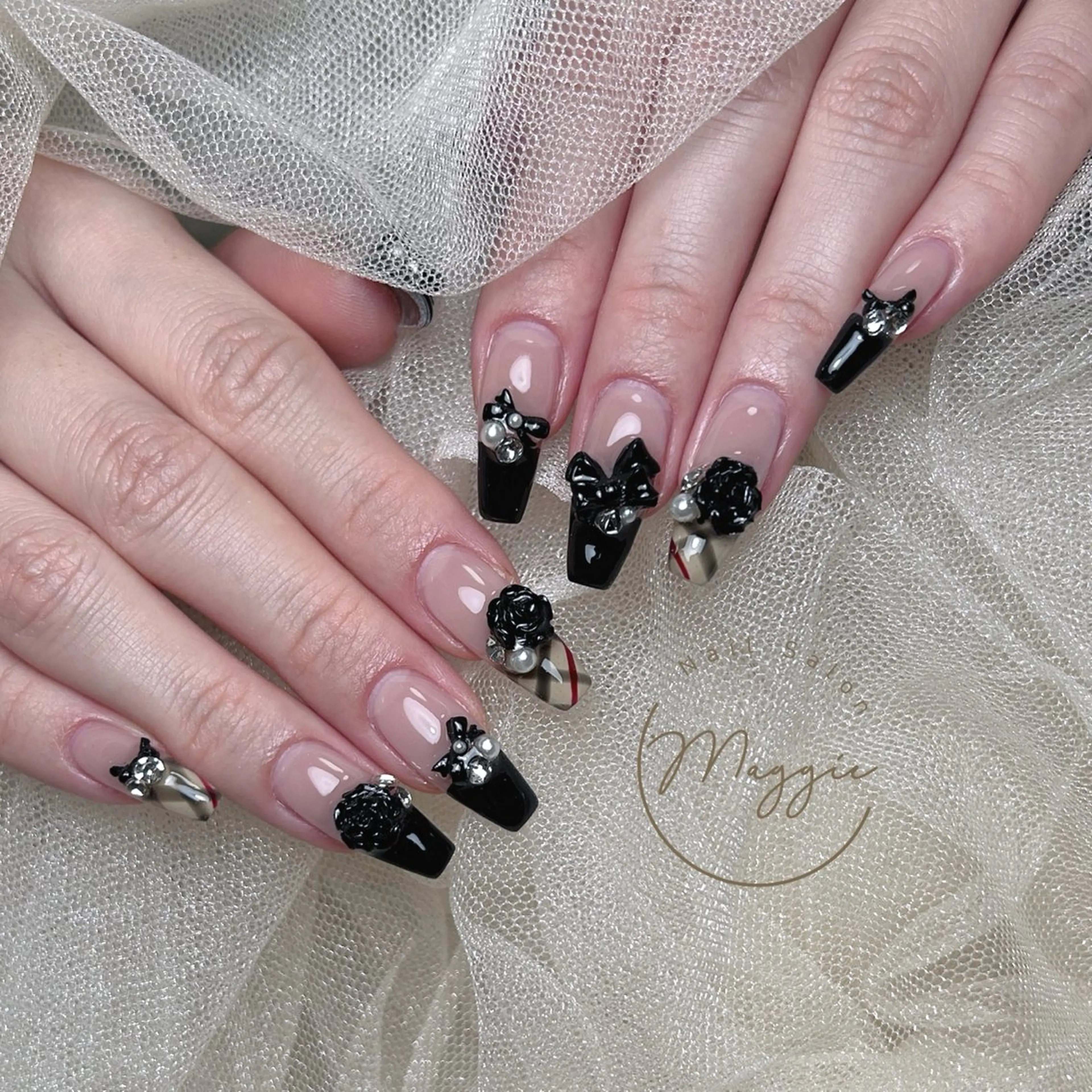 ネイル Maggie Nail🦩のネイルデザイン