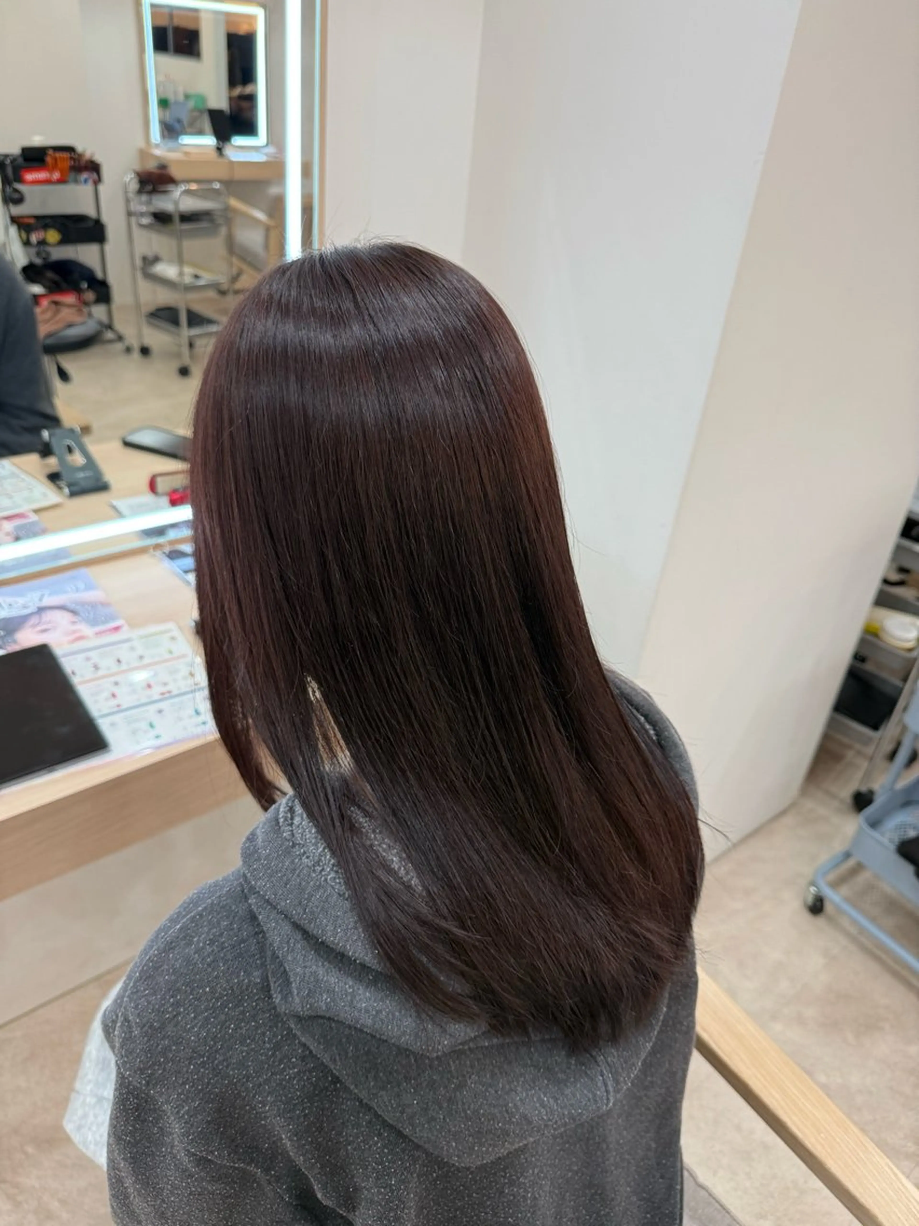 セミロング カラー 森永 秀斗のヘアスタイル