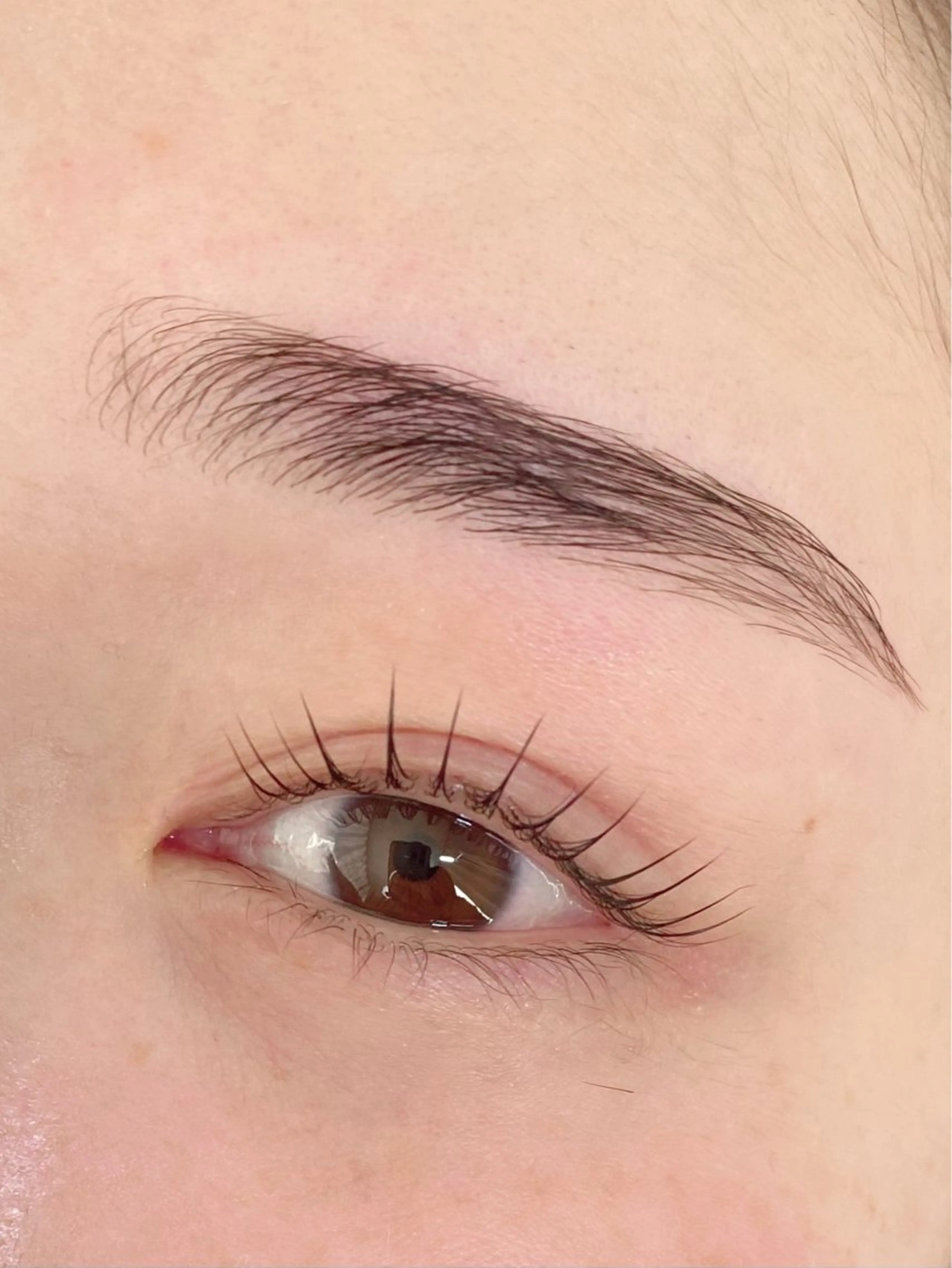 アイブロウ 眉毛ワックス脱毛 RELAIR h所属・代々木❤︎まつぱ❤︎ フラット❤︎眉毛の眉毛・アイブロウイメージ