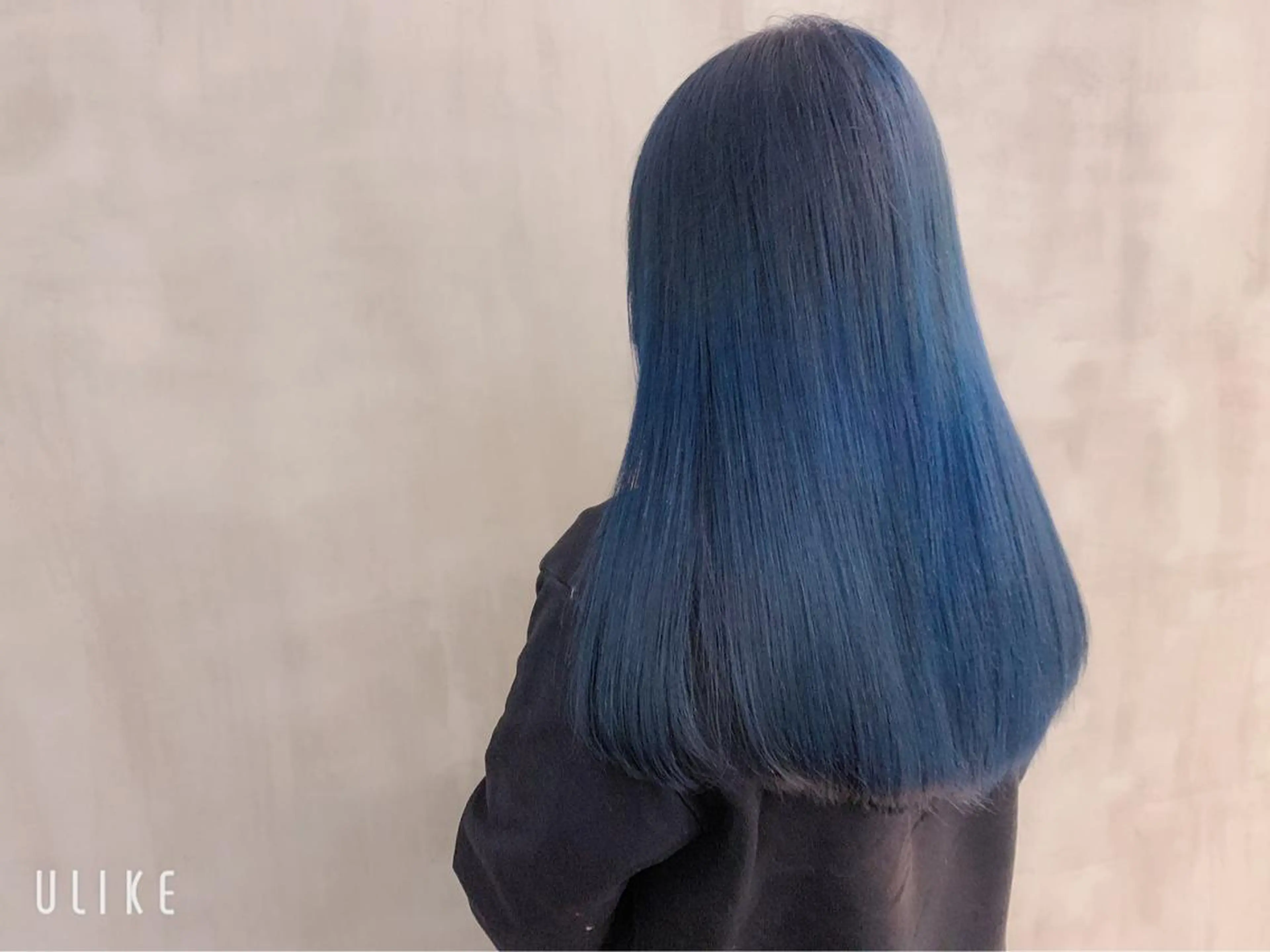 ロング カラー 鈴木 美紅のヘアスタイル