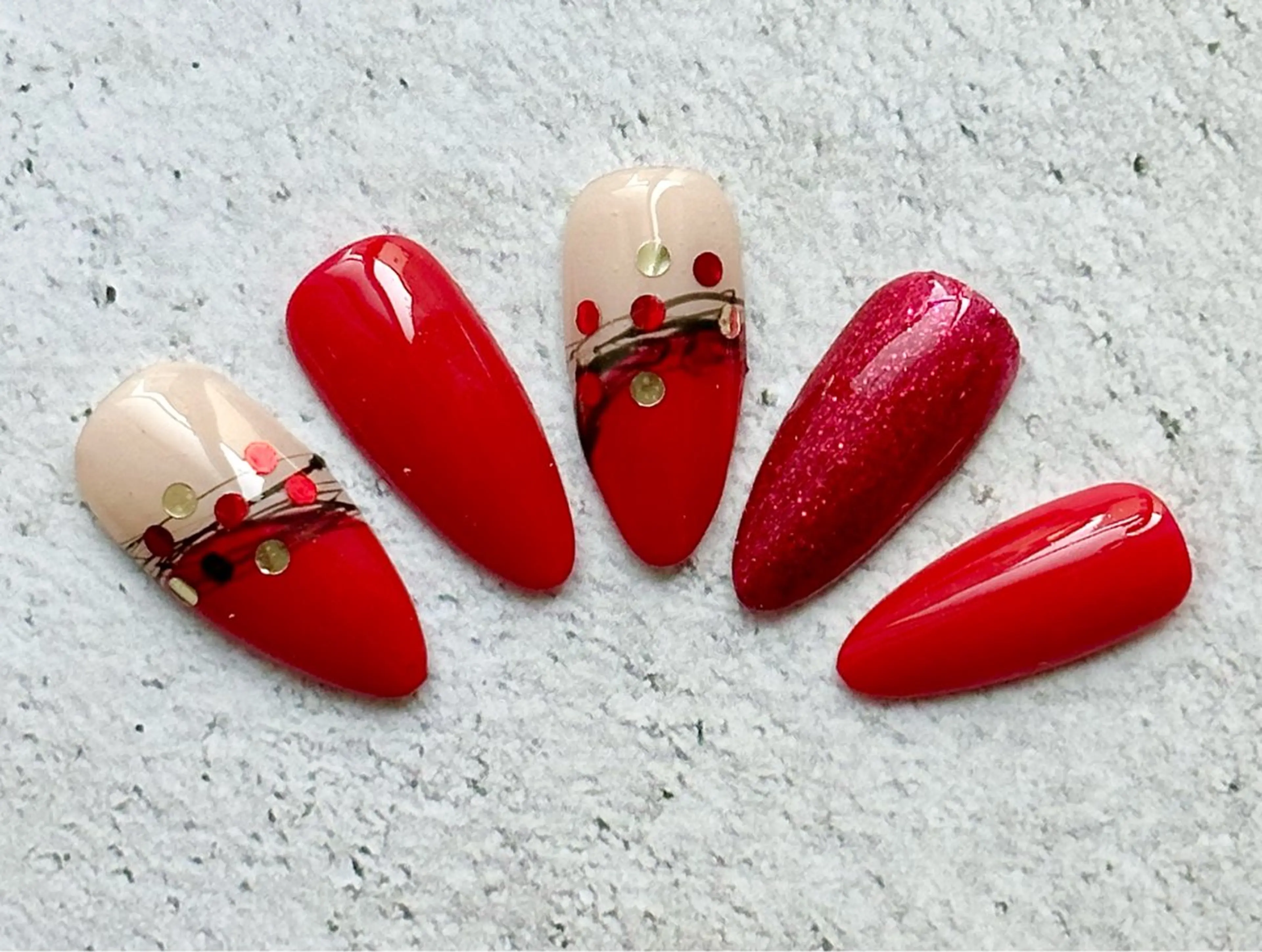 ネイル アートネイル フレンチネイル ニュアンスネイル 冬ネイル クリスマス M.N_ nailのネイルデザイン