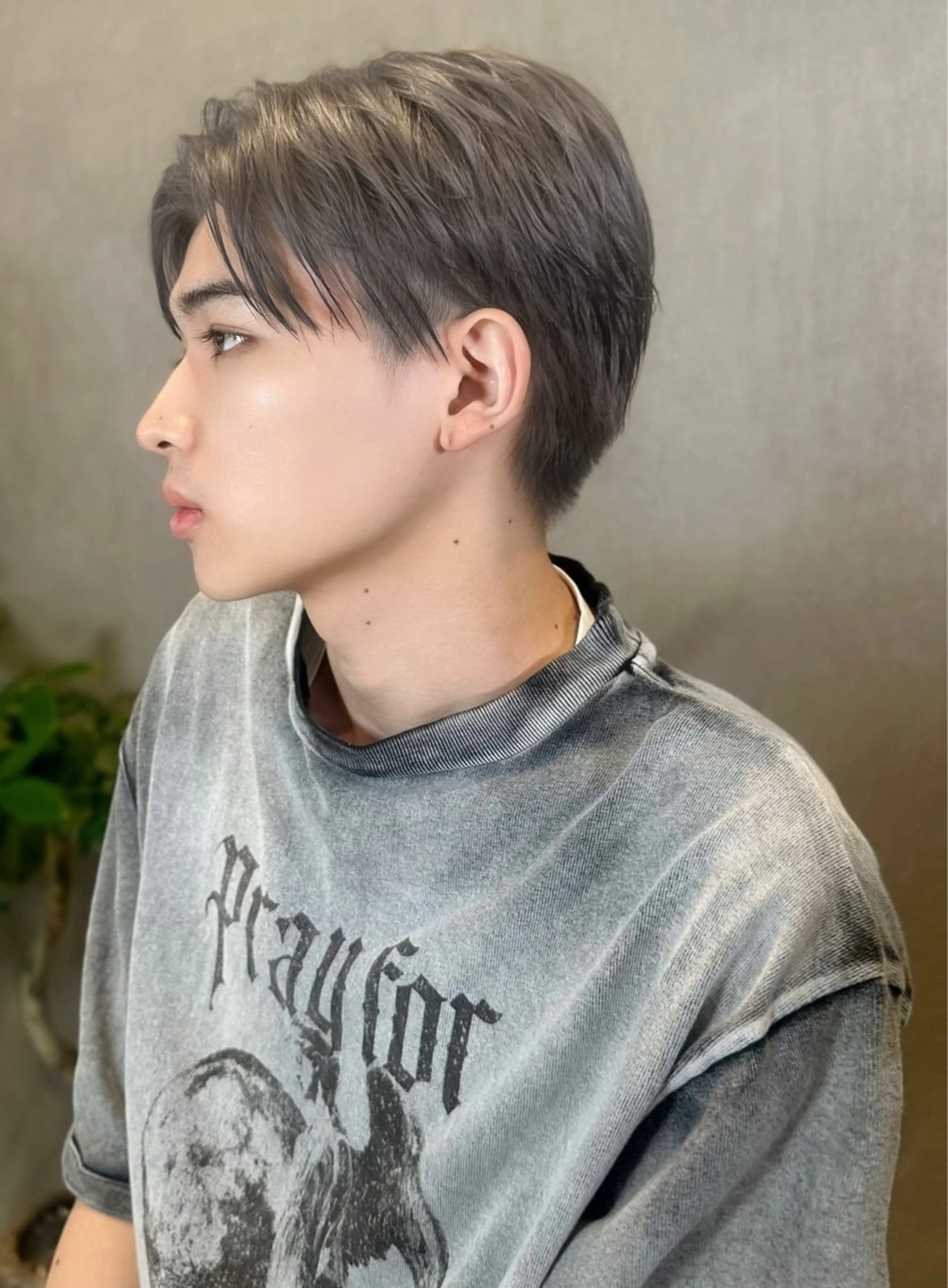 ショート ヘアカラー 村井 隆仁のヘアスタイル