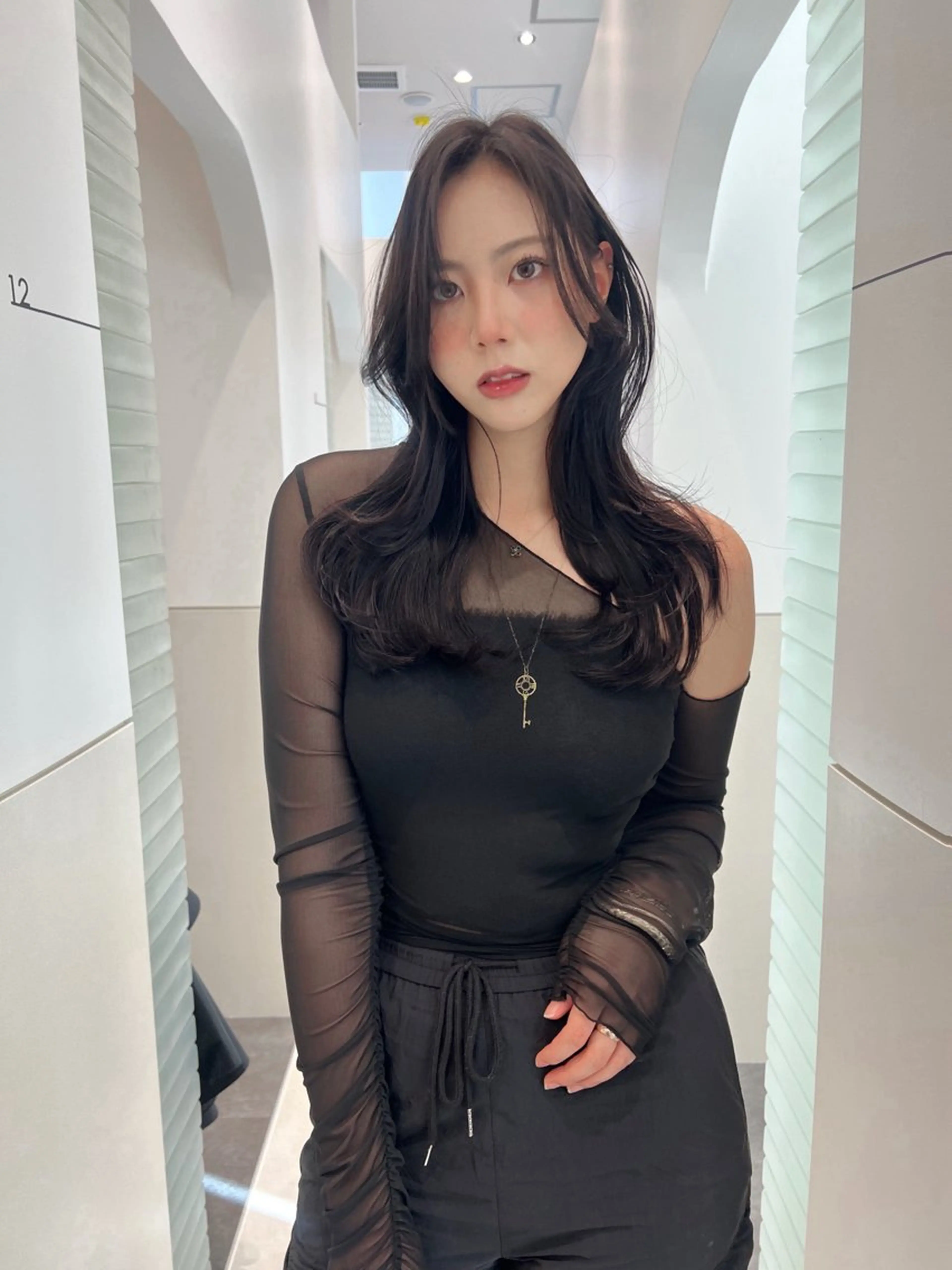 セミロング 銀座/韓国/ワンホン 🤍艶髪🖤nahoのヘアスタイル