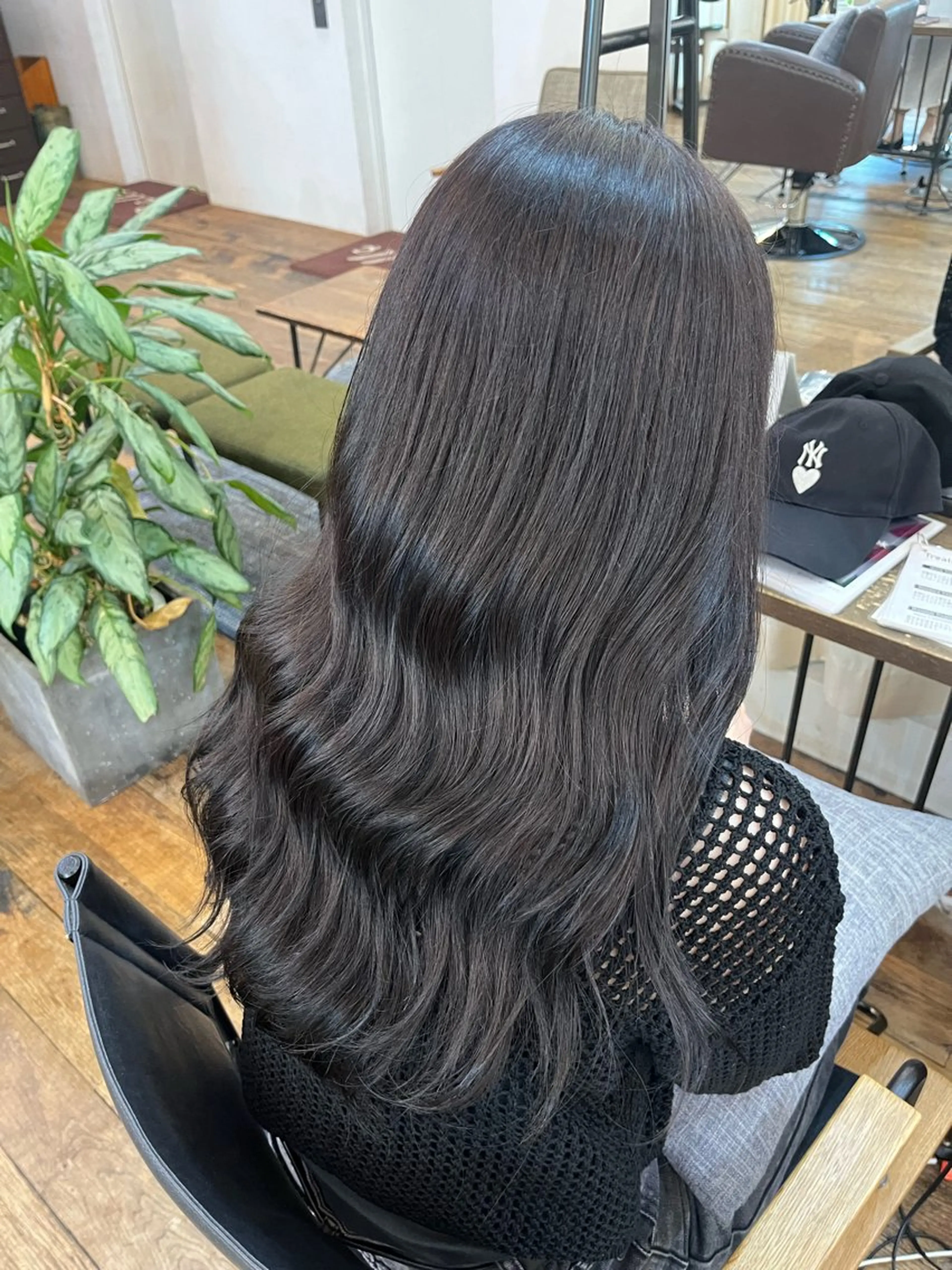 カラー 黒髪 透明感カラー Belle Ginza並木通り所属・透明感カラー／ メンズ◎／秋葉香乃のヘアスタイル