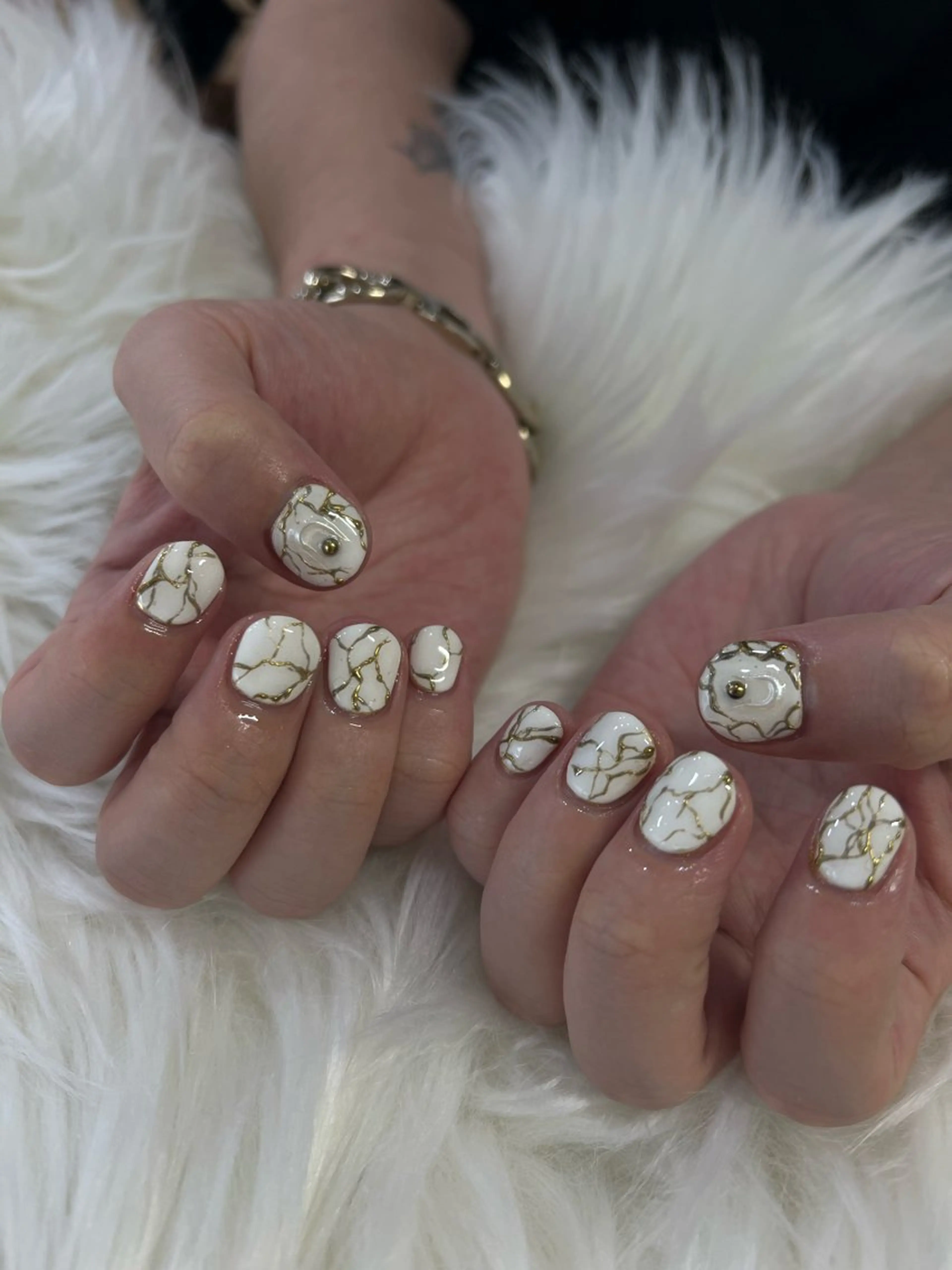 ネイル ハンドネイル フットネイル ハンドケア Nes.Nail所属・Miyagi Asamiのネイルデザイン