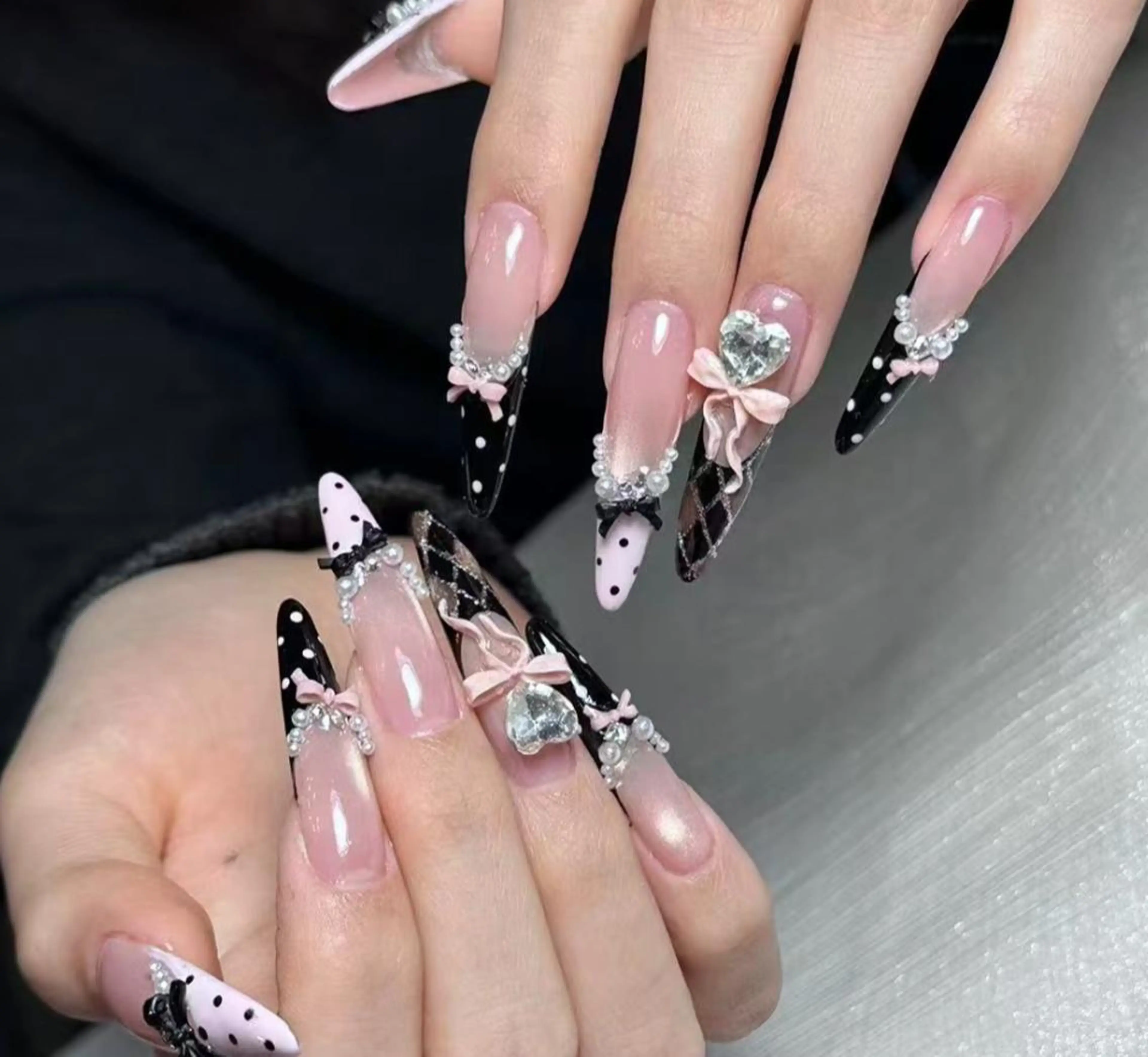 ネイル ハンドネイル Pure&Rich Nailのネイルデザイン