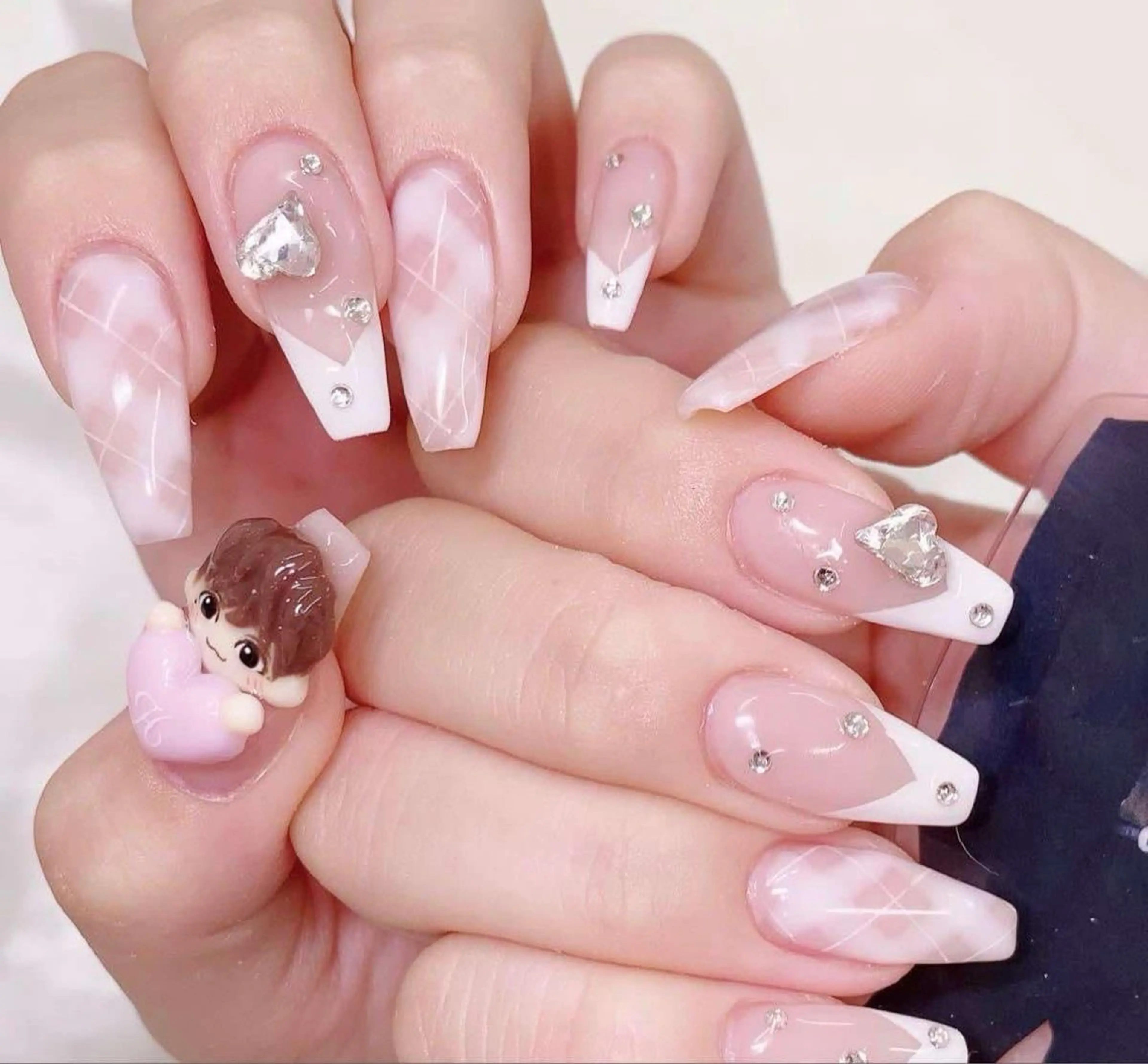 ネイル オーロラネイル チークネイル 長さ出し フットネイル フレンチネイル Lee Nails チップ長さだし専門店のネイルデザイン