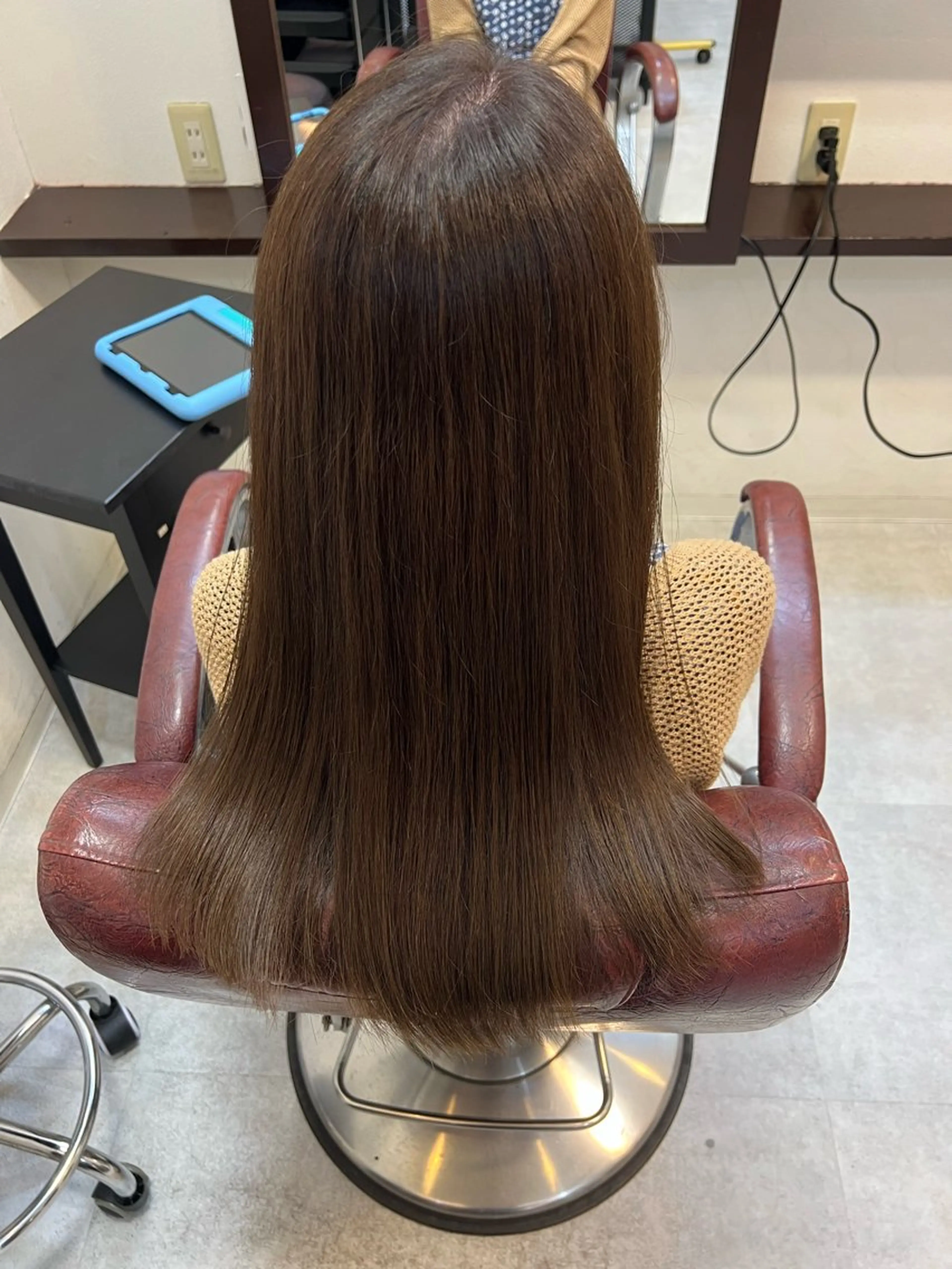 ロング 吉岡 なみのヘアスタイル