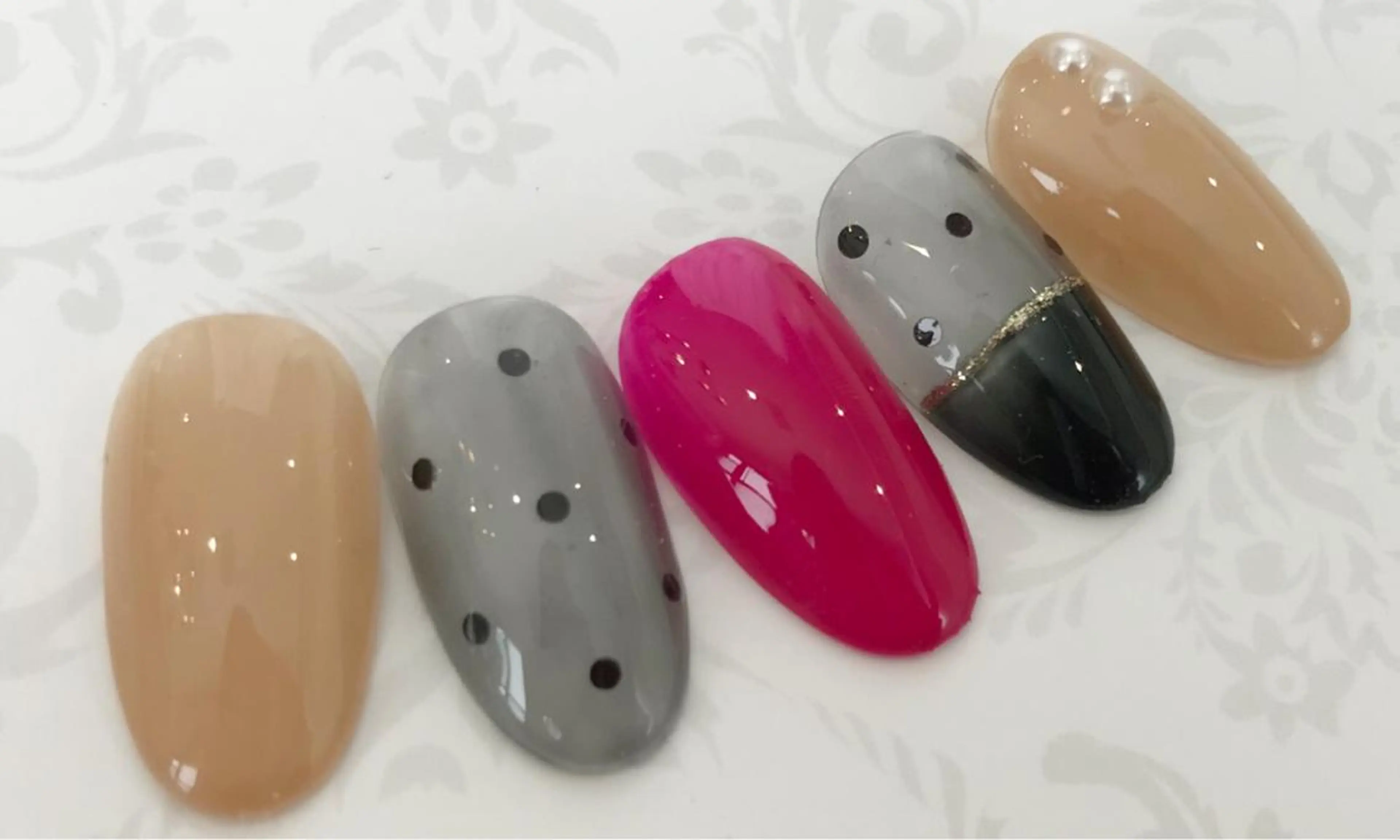 ネイル A.r.s nail所属・A.r.s. nailのネイルデザイン