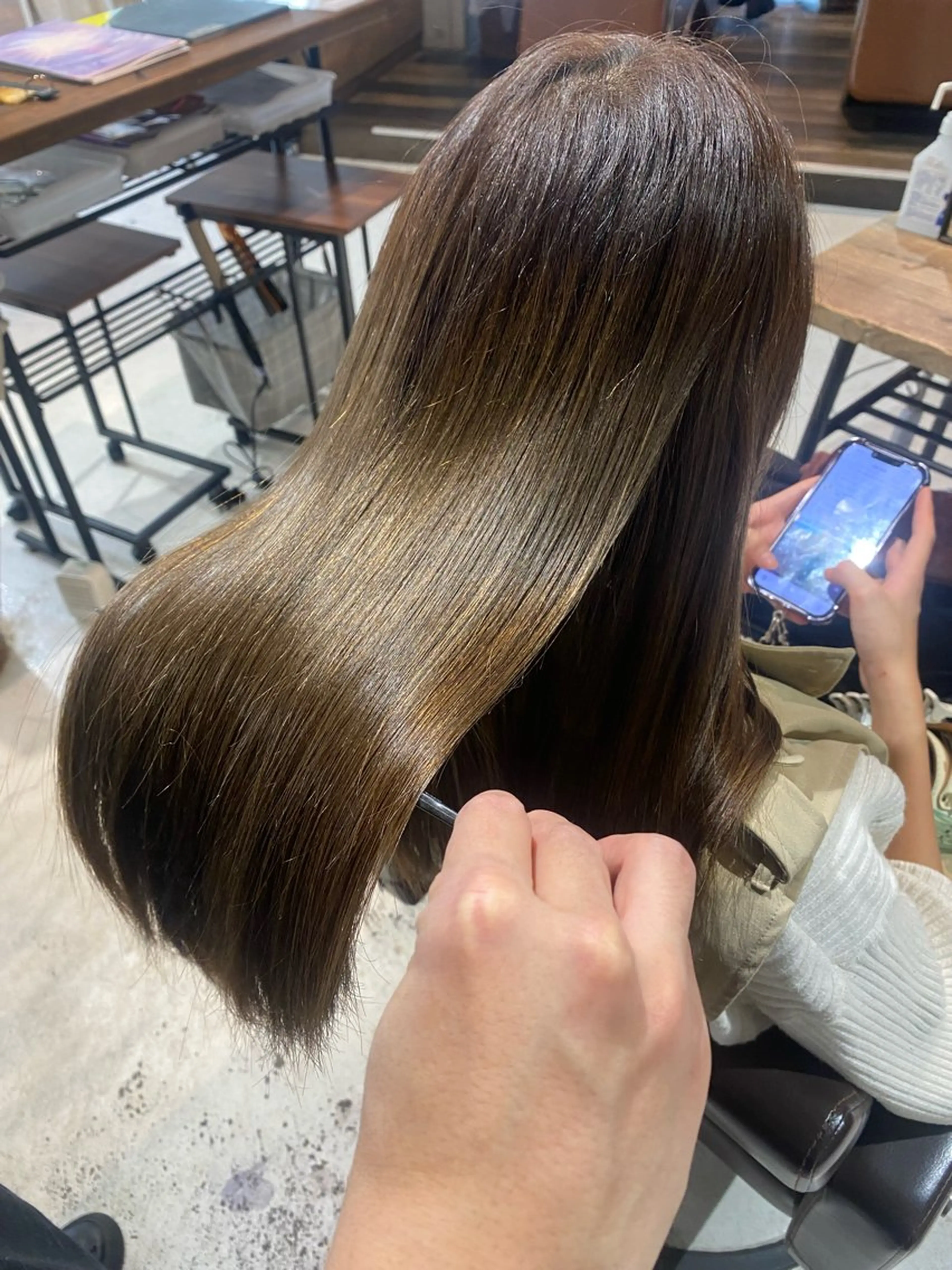 セミロング 髪質改善ヘアエステサロン   AinoaHanare所属・【髪質改善専門店】 Hanareのヘアスタイル