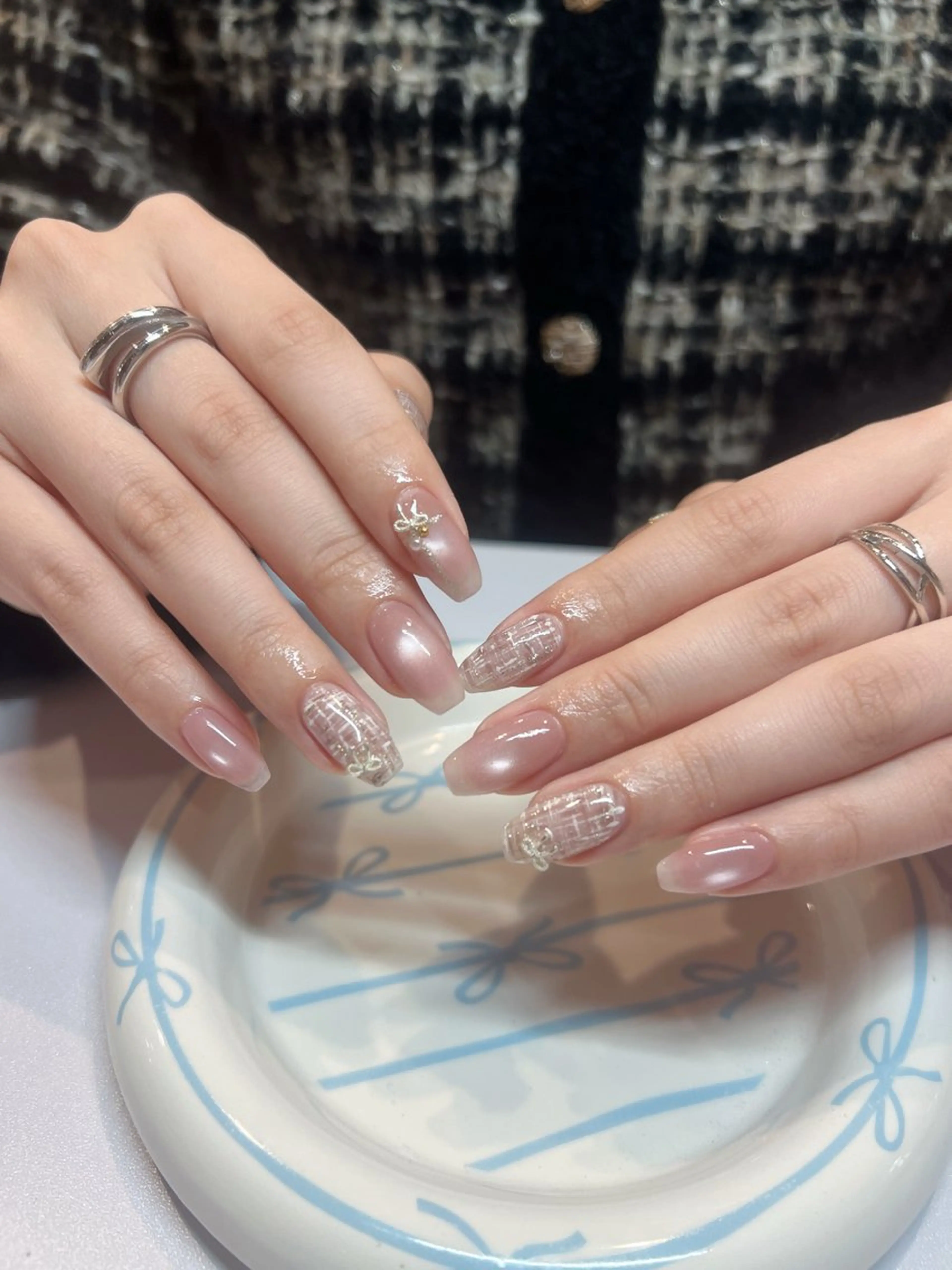 ネイル ハンドネイル je belle NAGISA🧁🎀のネイルデザイン