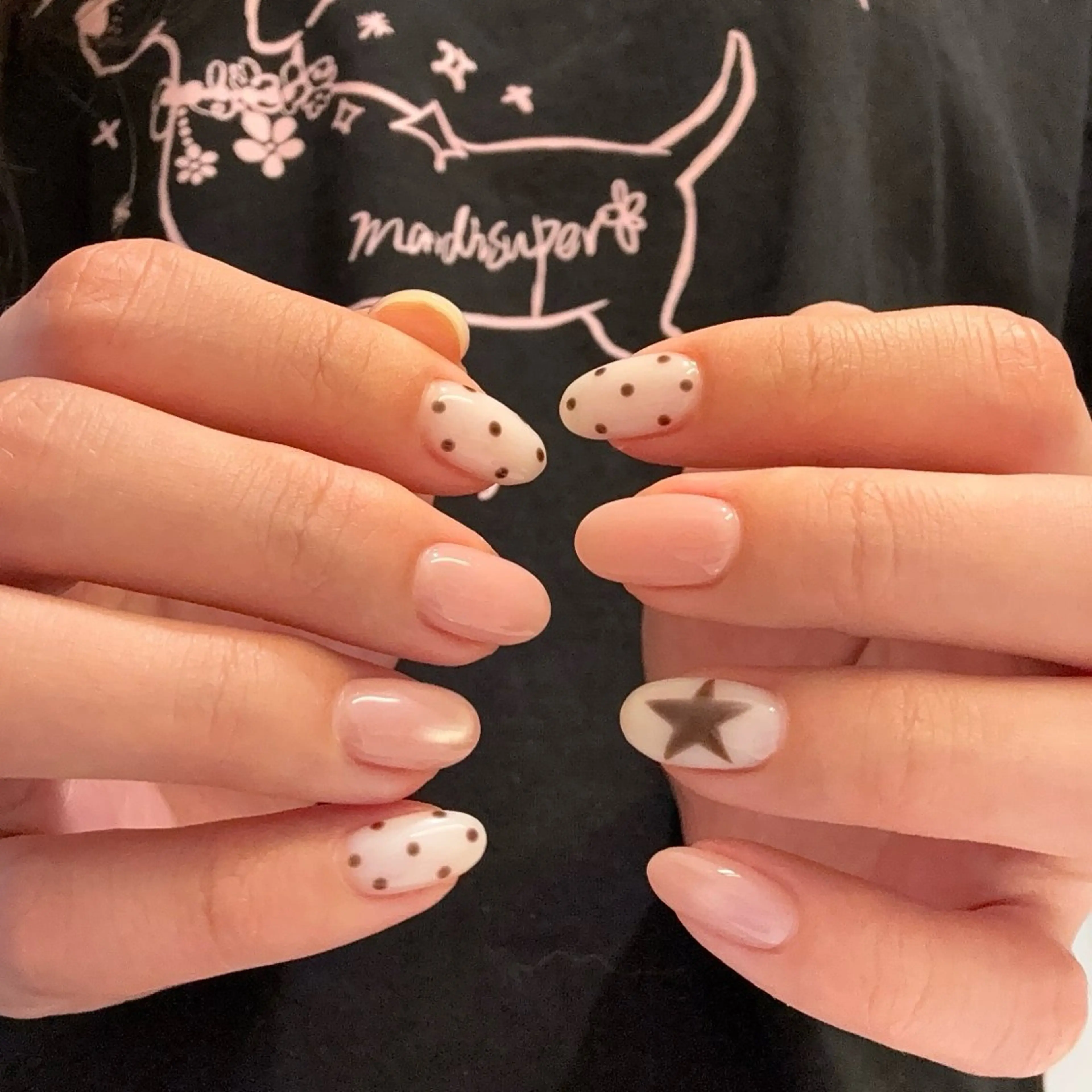 ネイル 陽菜 🦋のネイルデザイン