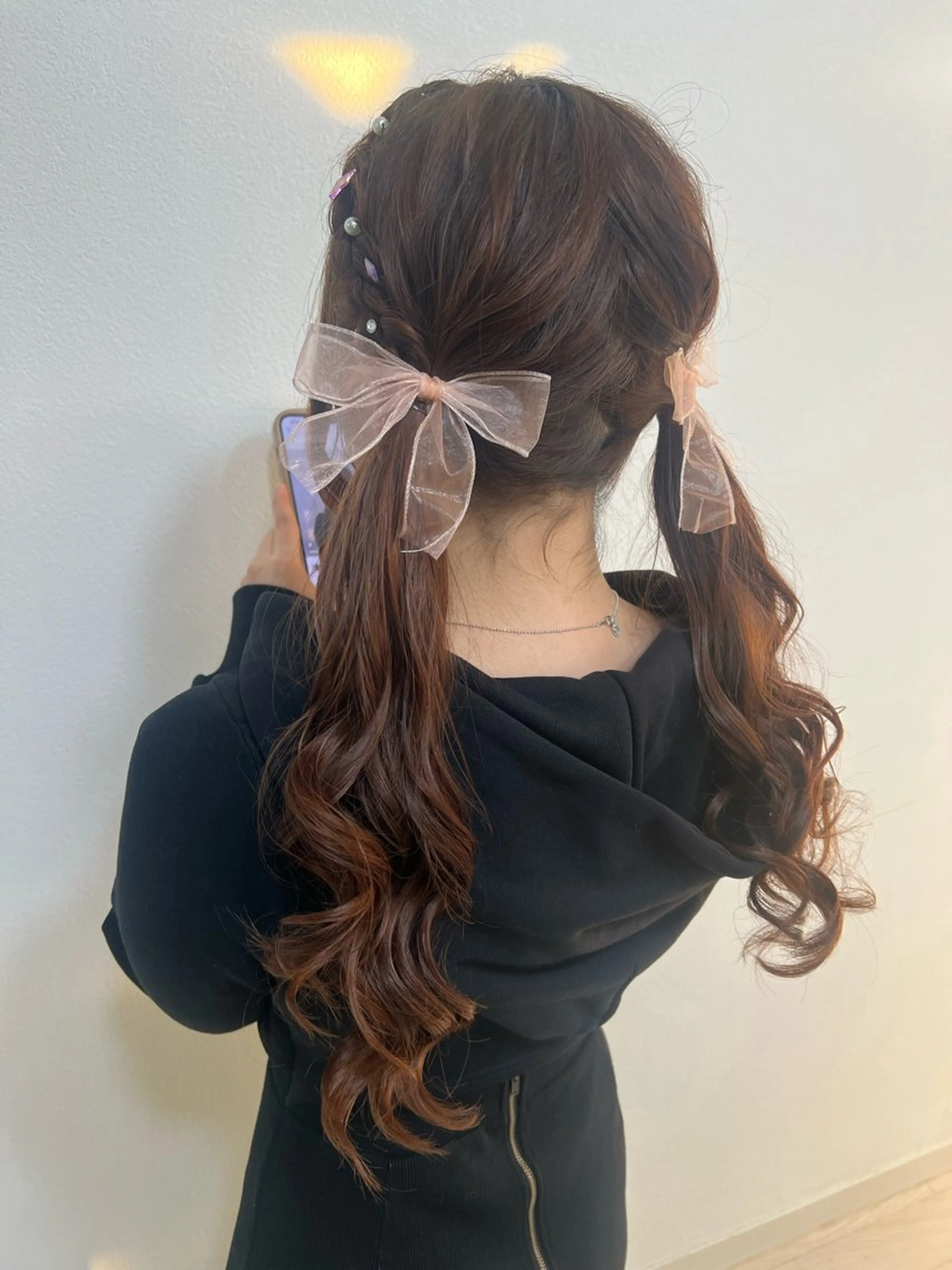 ロング ツインテール ヘアセット/金山 佐野 妃都美のヘアスタイル