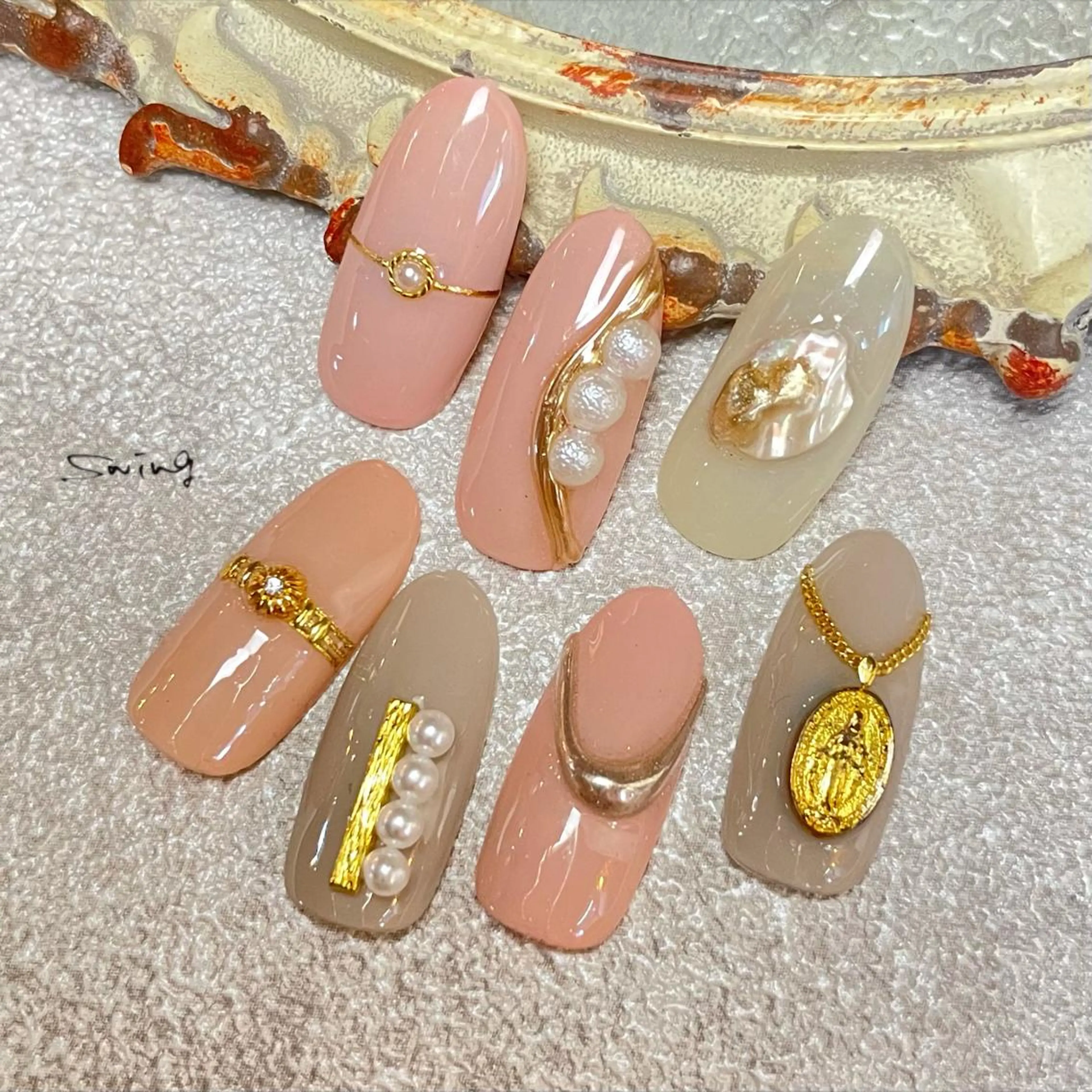 ネイル SWING Nail Salon所属・Yoshida Takakoのネイルデザイン