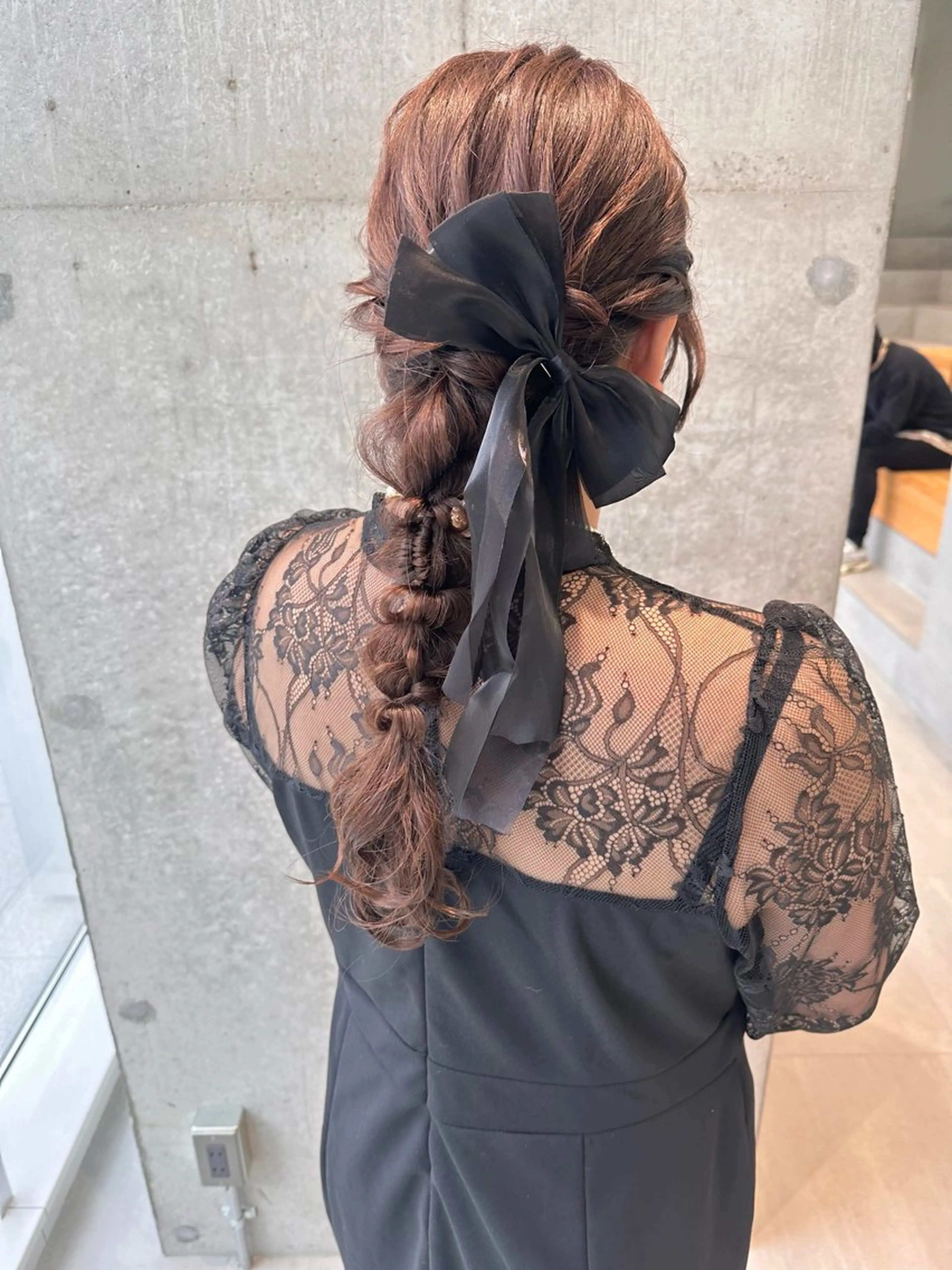 ロング ヘアアレンジ ヘアセット 染谷 遥花のヘアスタイル