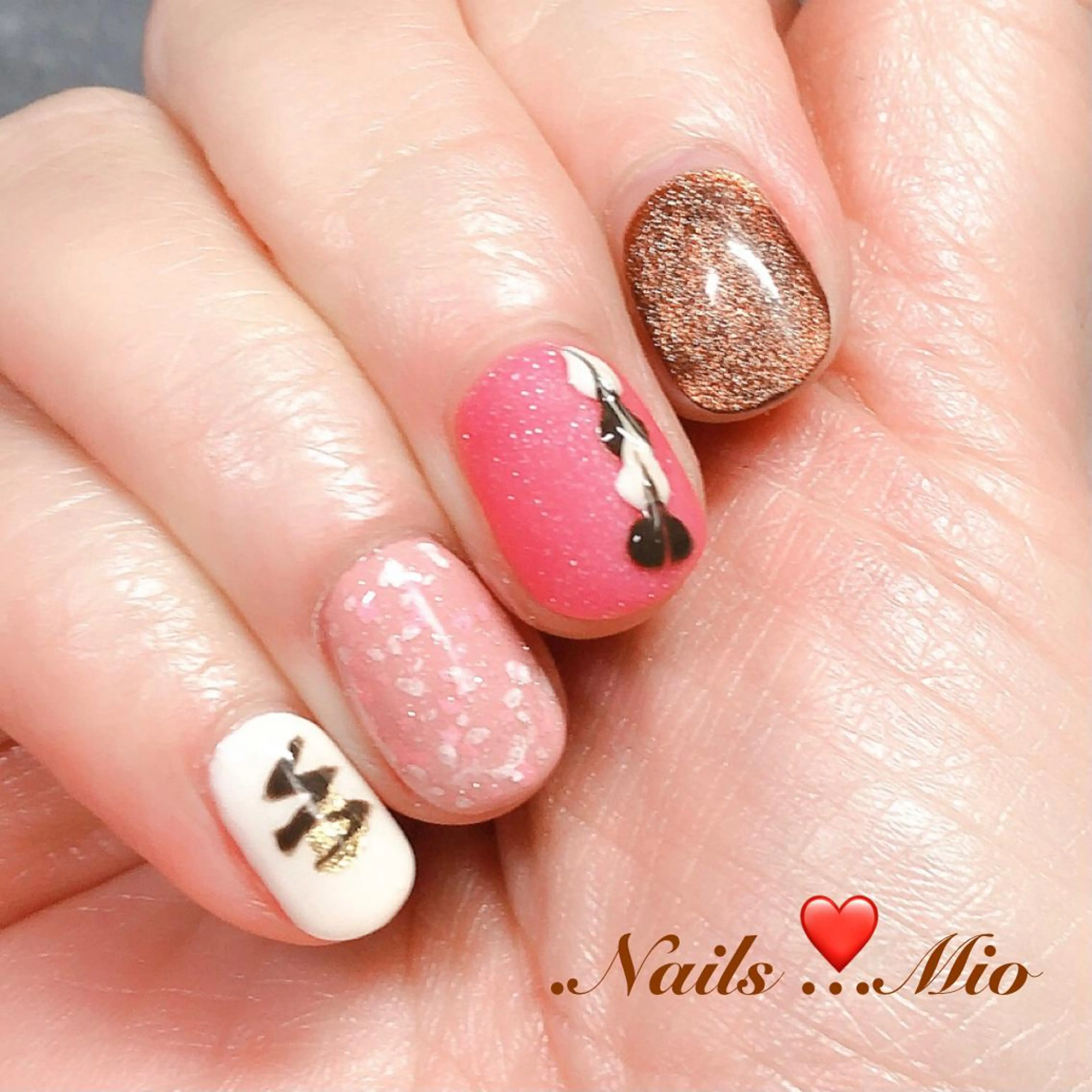 ネイル .Nails Mio 赤羽西ネイルサロンのネイルデザイン