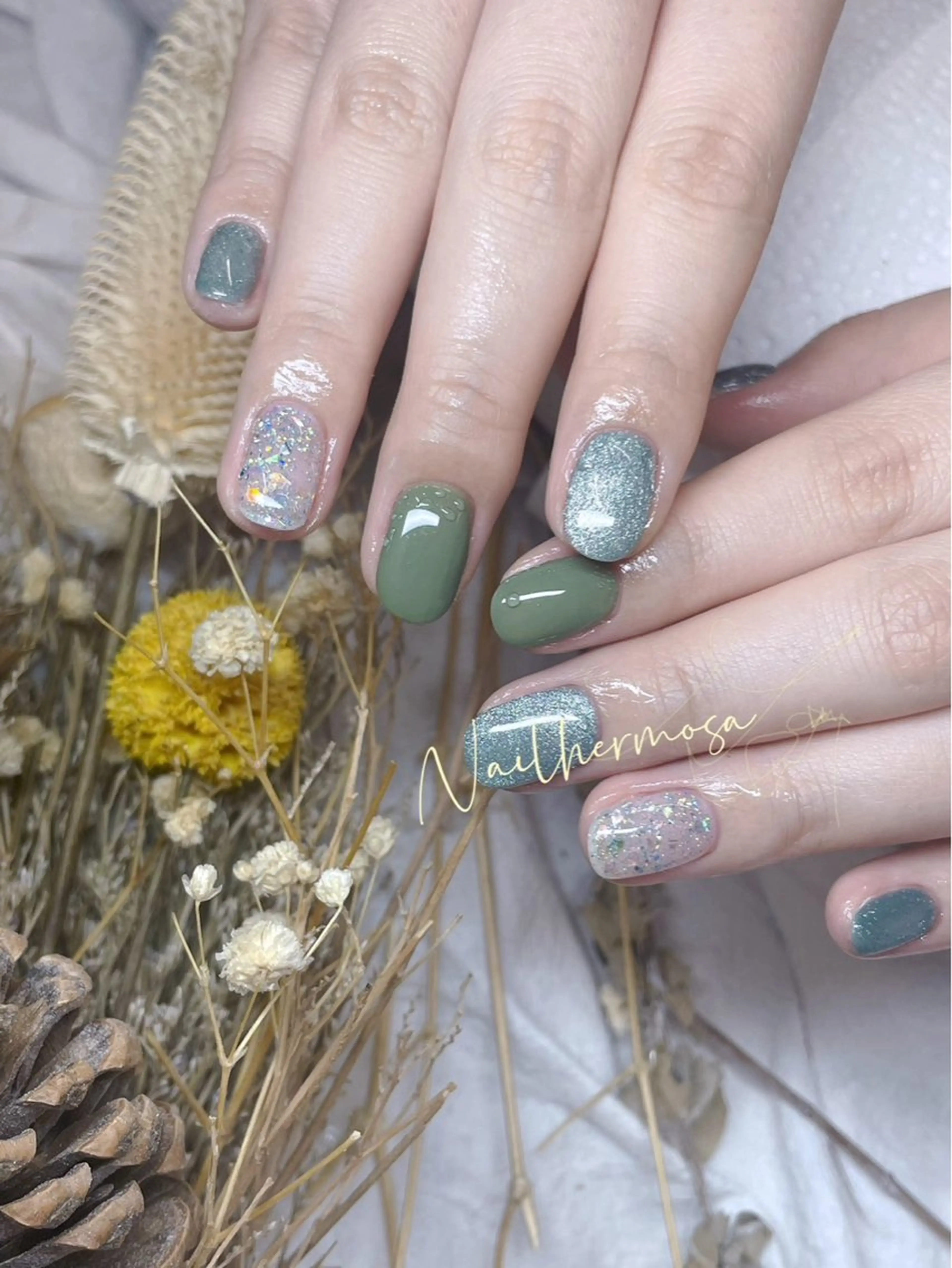 ネイル 長さ出し フラッシュネイル フットネイル ジェルネイル マグネットネイル ハンドネイル エルモサ YURIKAのネイルデザイン