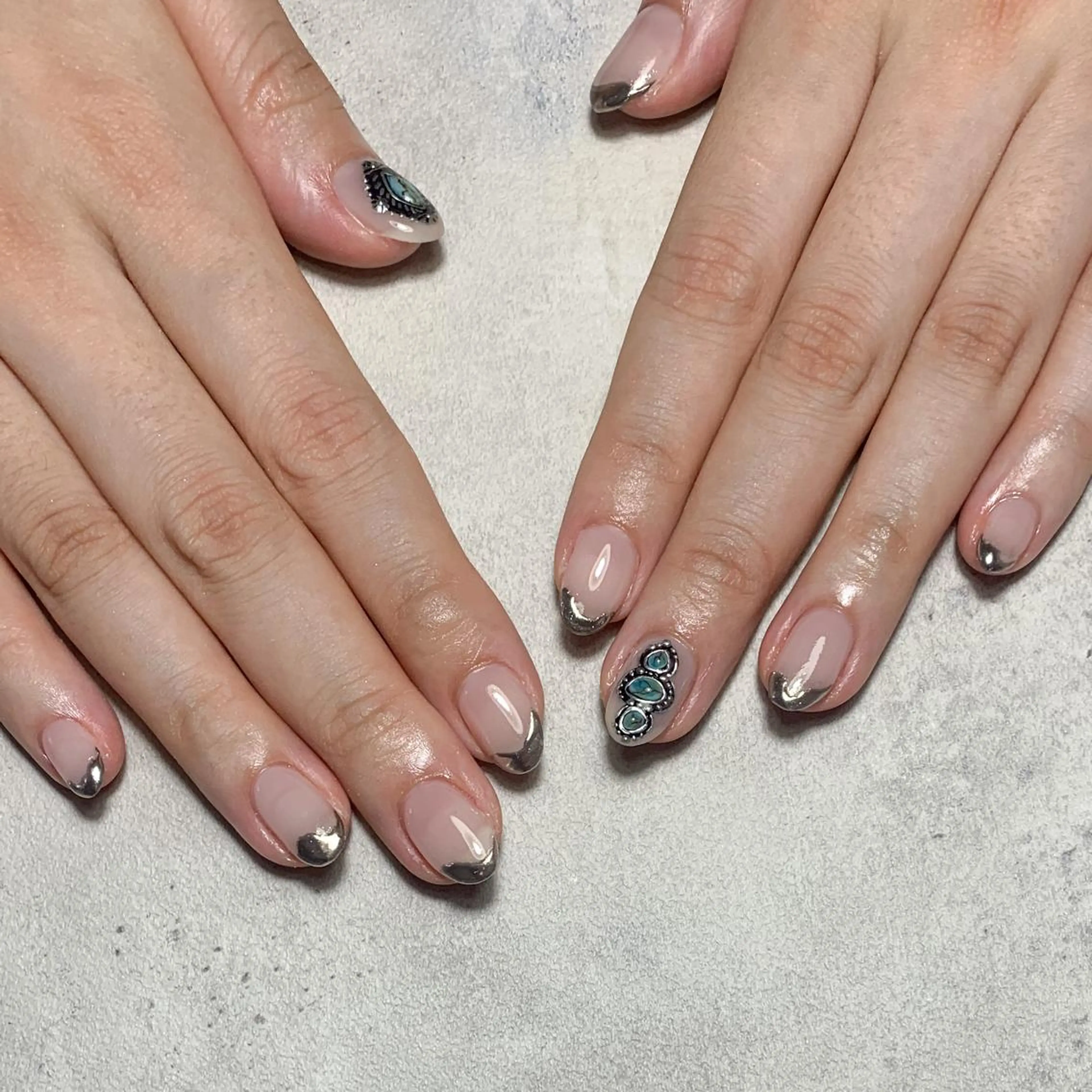 ネイル atelier　FIORITURA所属・FIORITURA aiのネイルデザイン