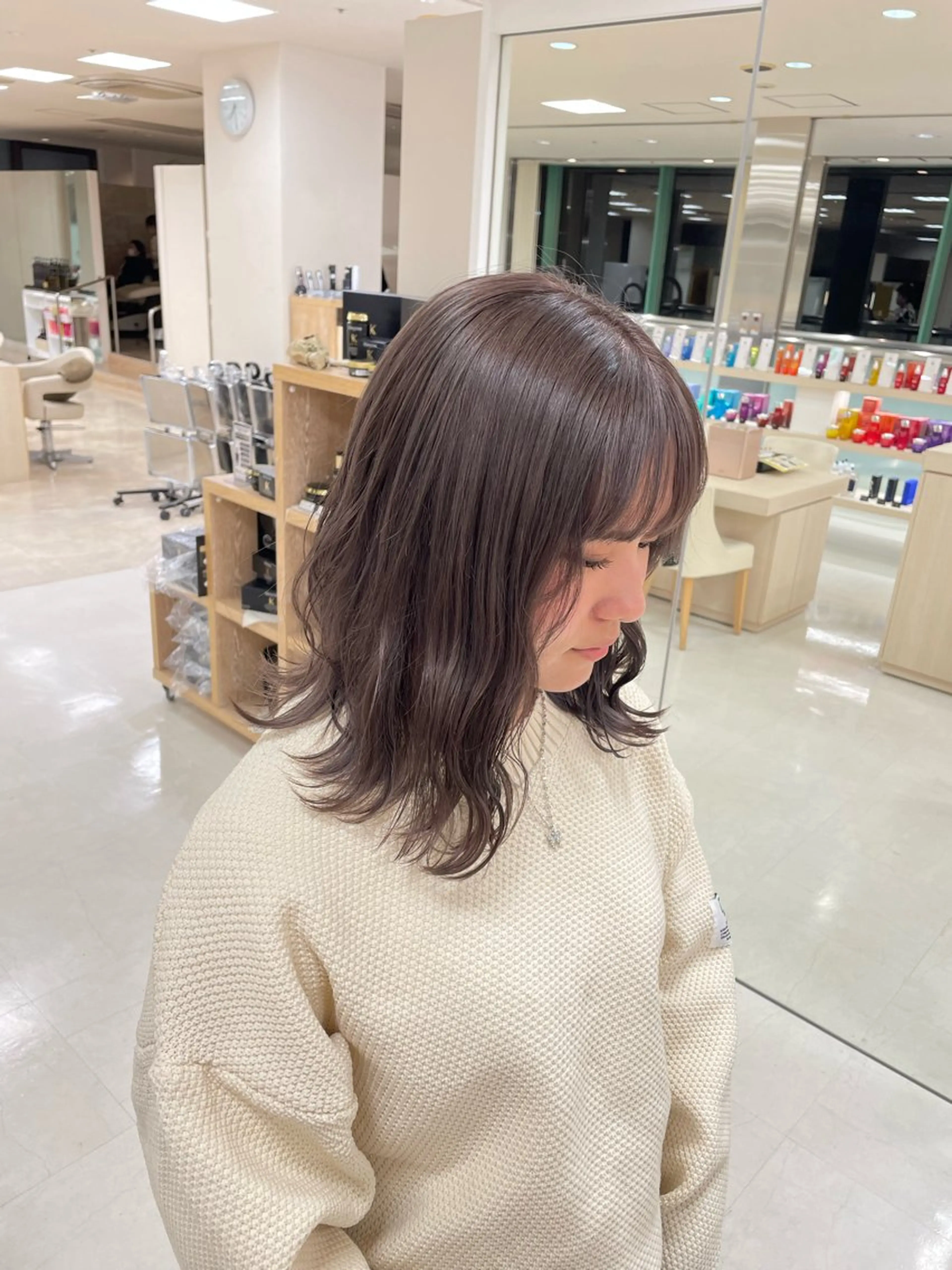 セミロング カラー ヘアカラー トリートメント ヘッドスパ ヘアセット 暖色レイヤー 🥀REIRIのヘアスタイル