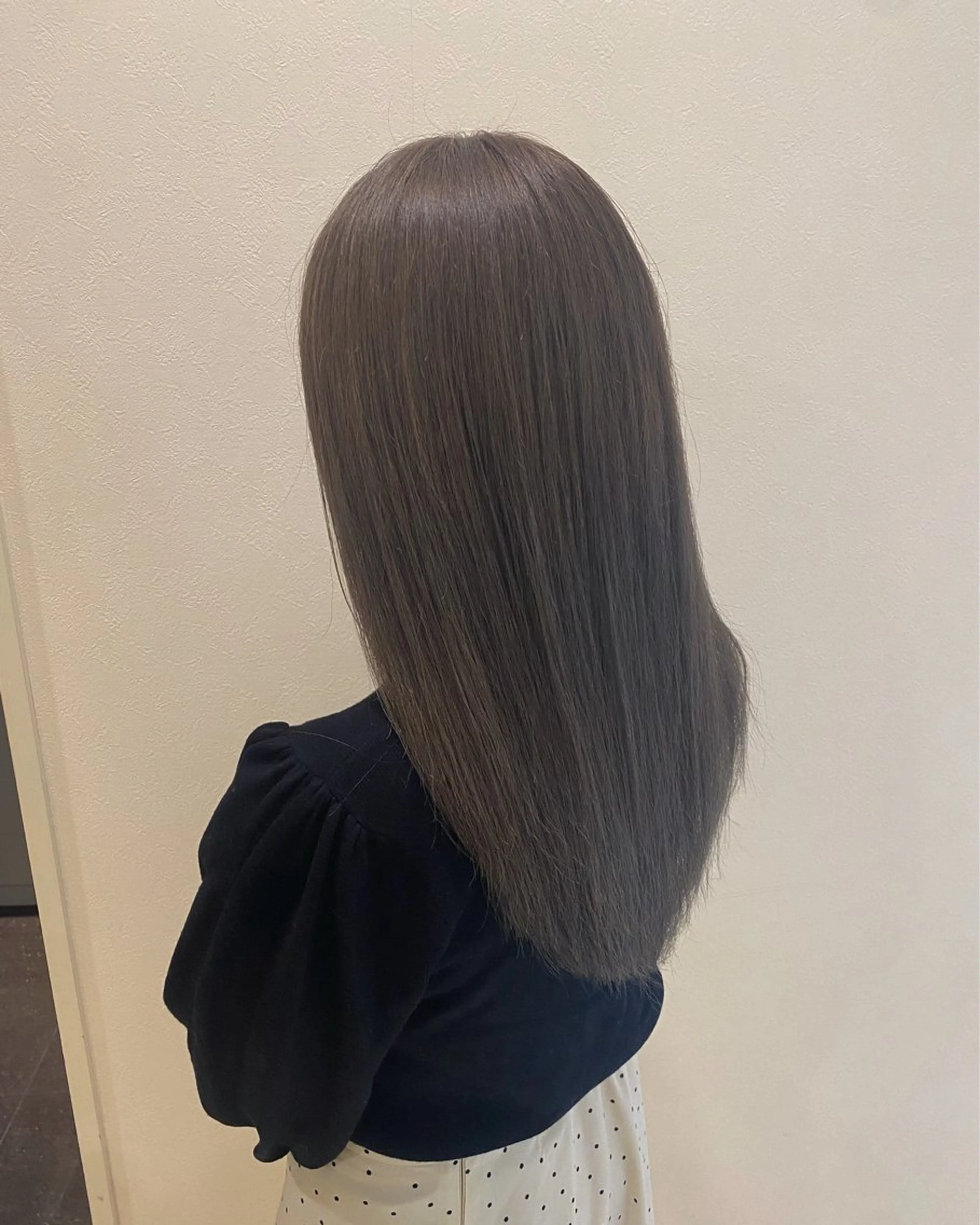 セミロング カラー 小澤 凌雅のヘアスタイル