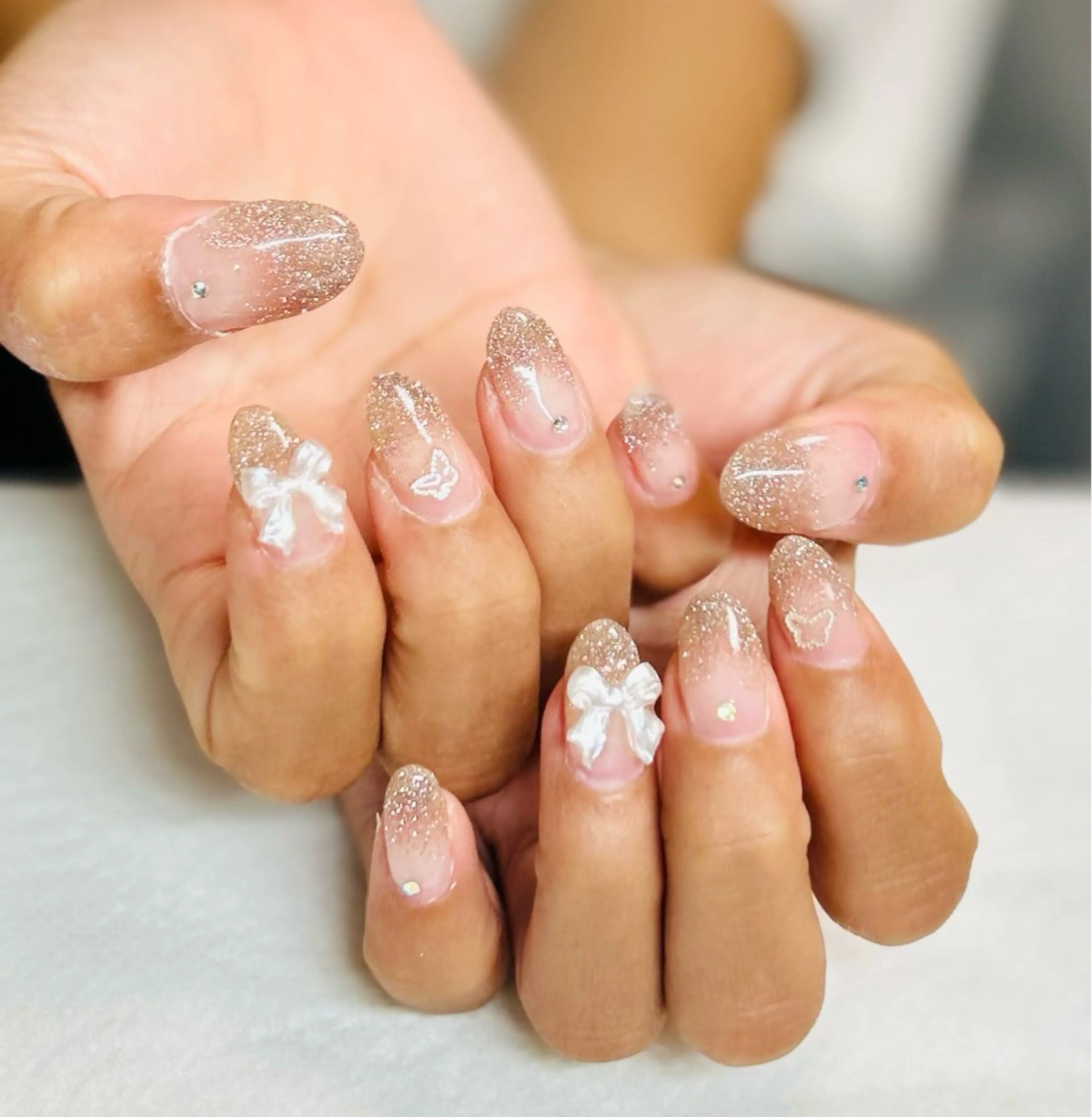 ネイル ドット ハート ラメ(グリッター) ラメグラデーション リボン Bell Nailのネイルデザイン