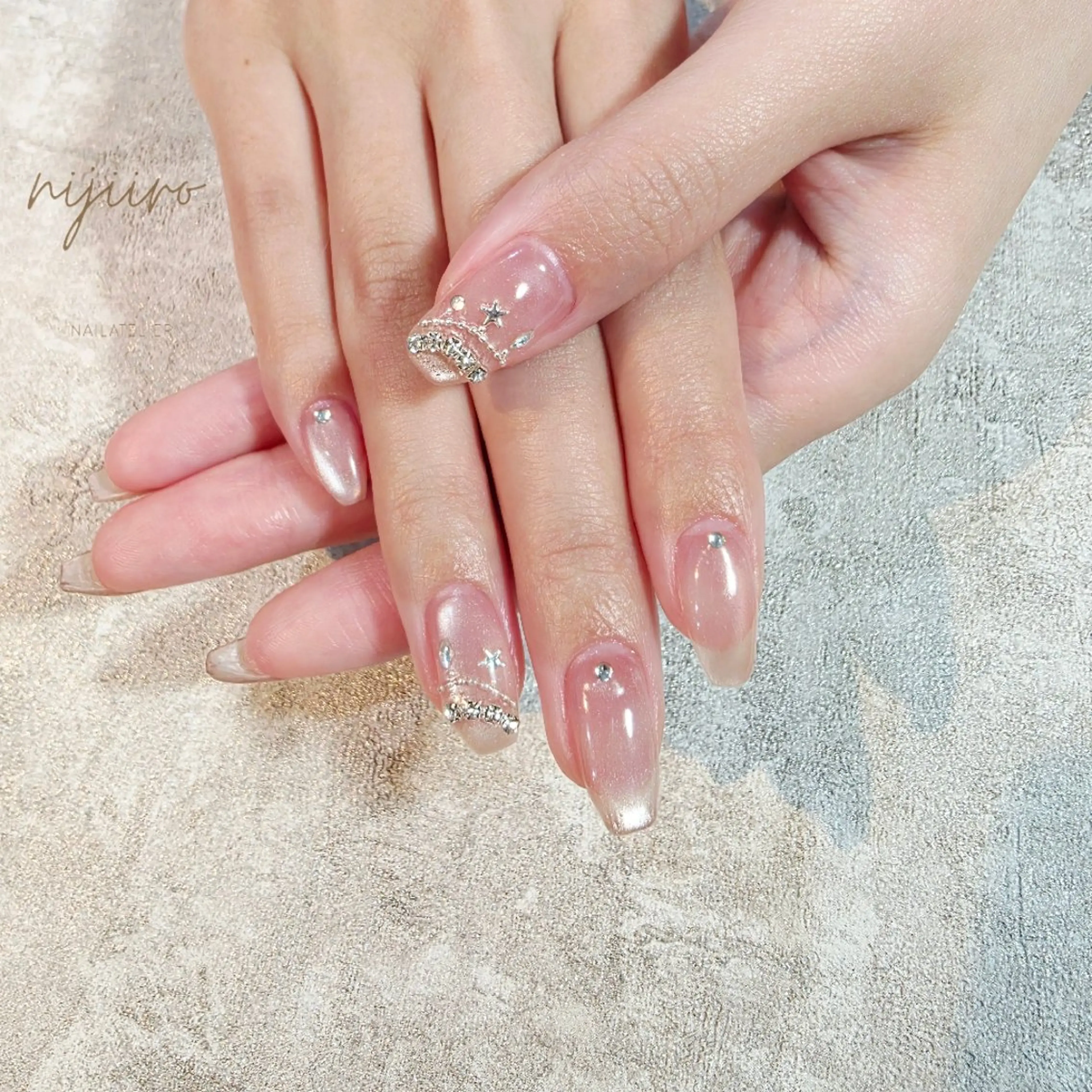 ネイル ハンドネイル nailatelier nijiiro.所属・nijiiro🌈 サトウのネイルデザイン
