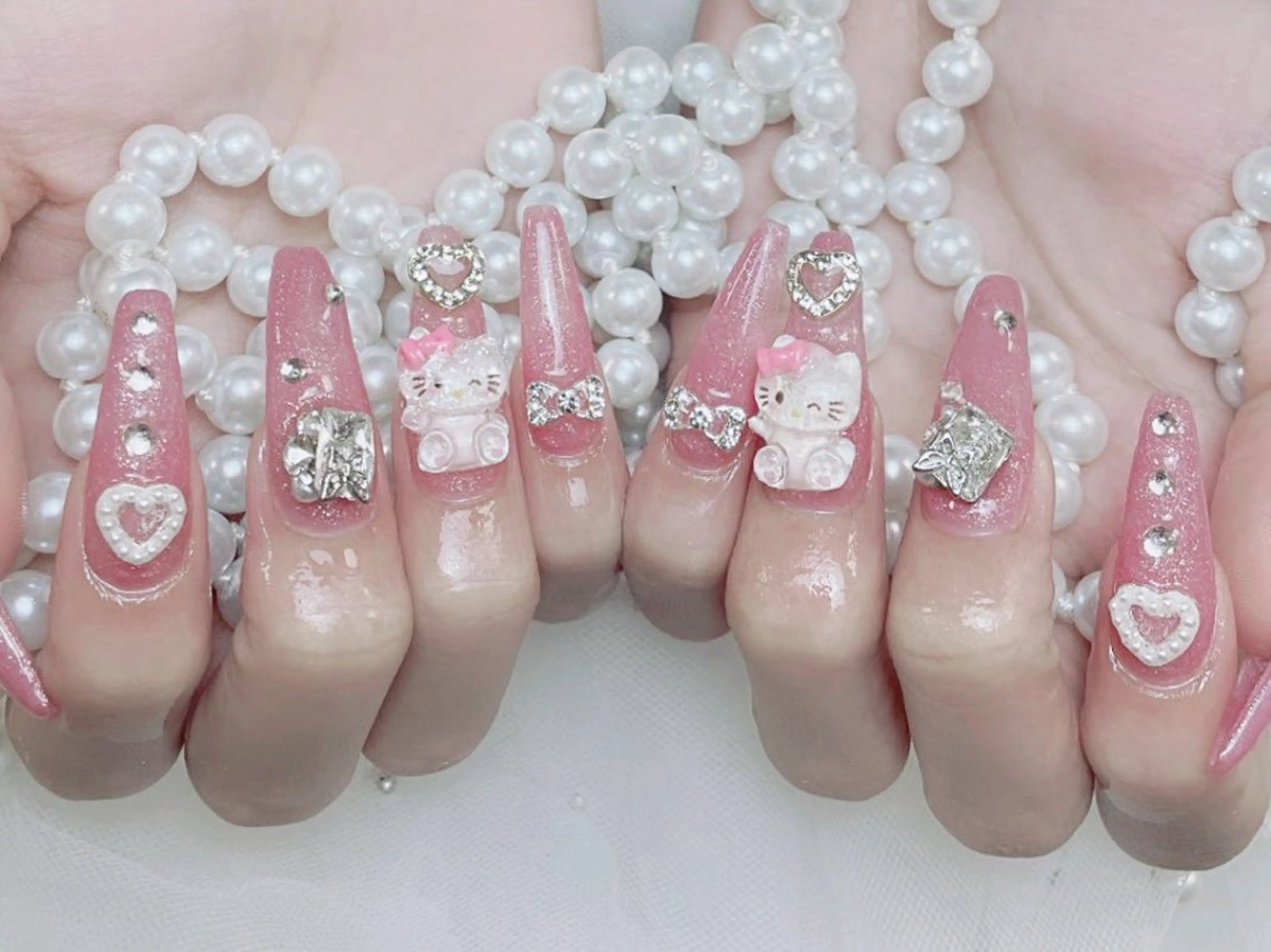 ネイル フレンチネイル ジェルネイル ハート 韓国ネイル マグネットネイル ハンドネイル ネイルサロン lotusのネイルデザイン