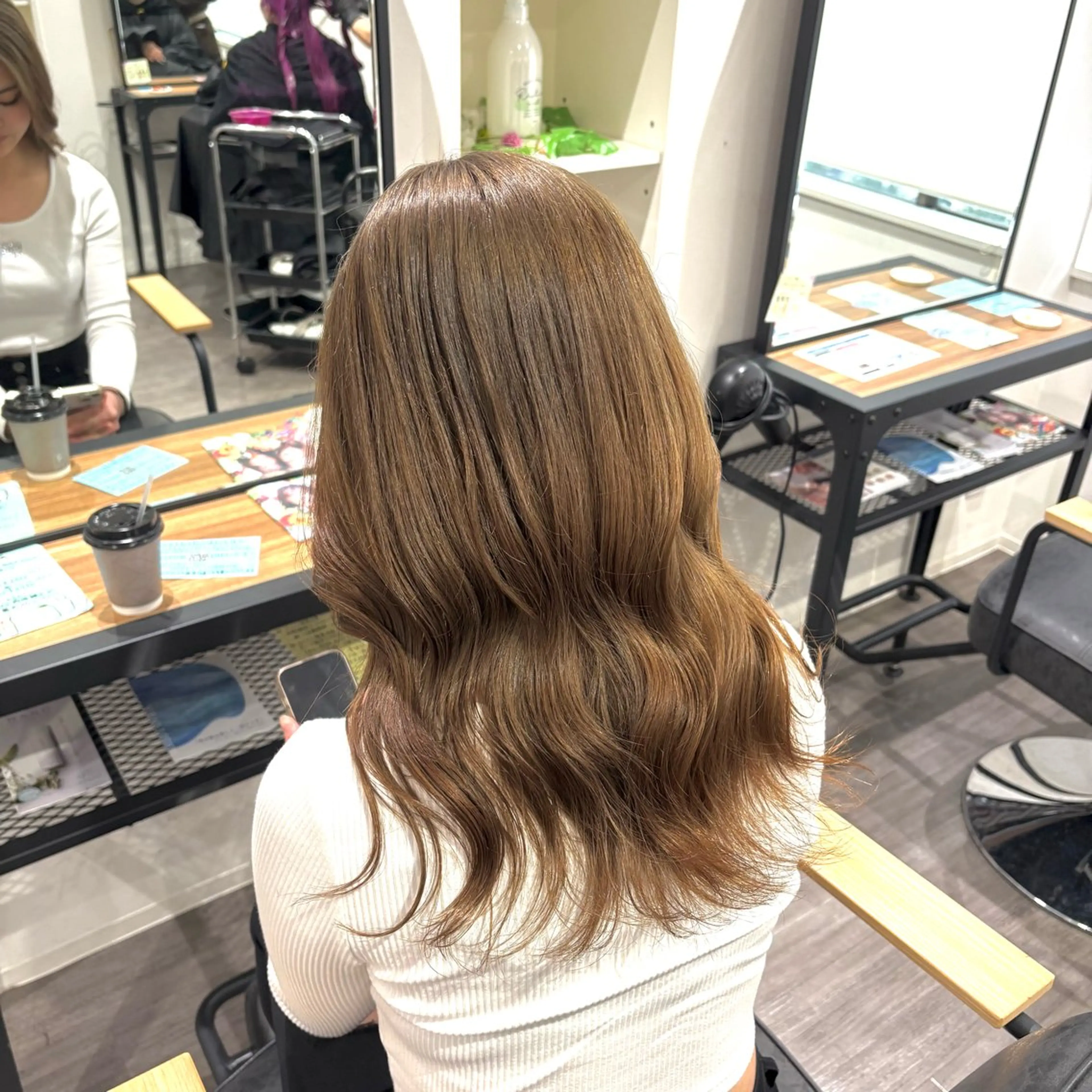 カラー ヘアカラー しおり🍬 KOKORO🤍のヘアスタイル