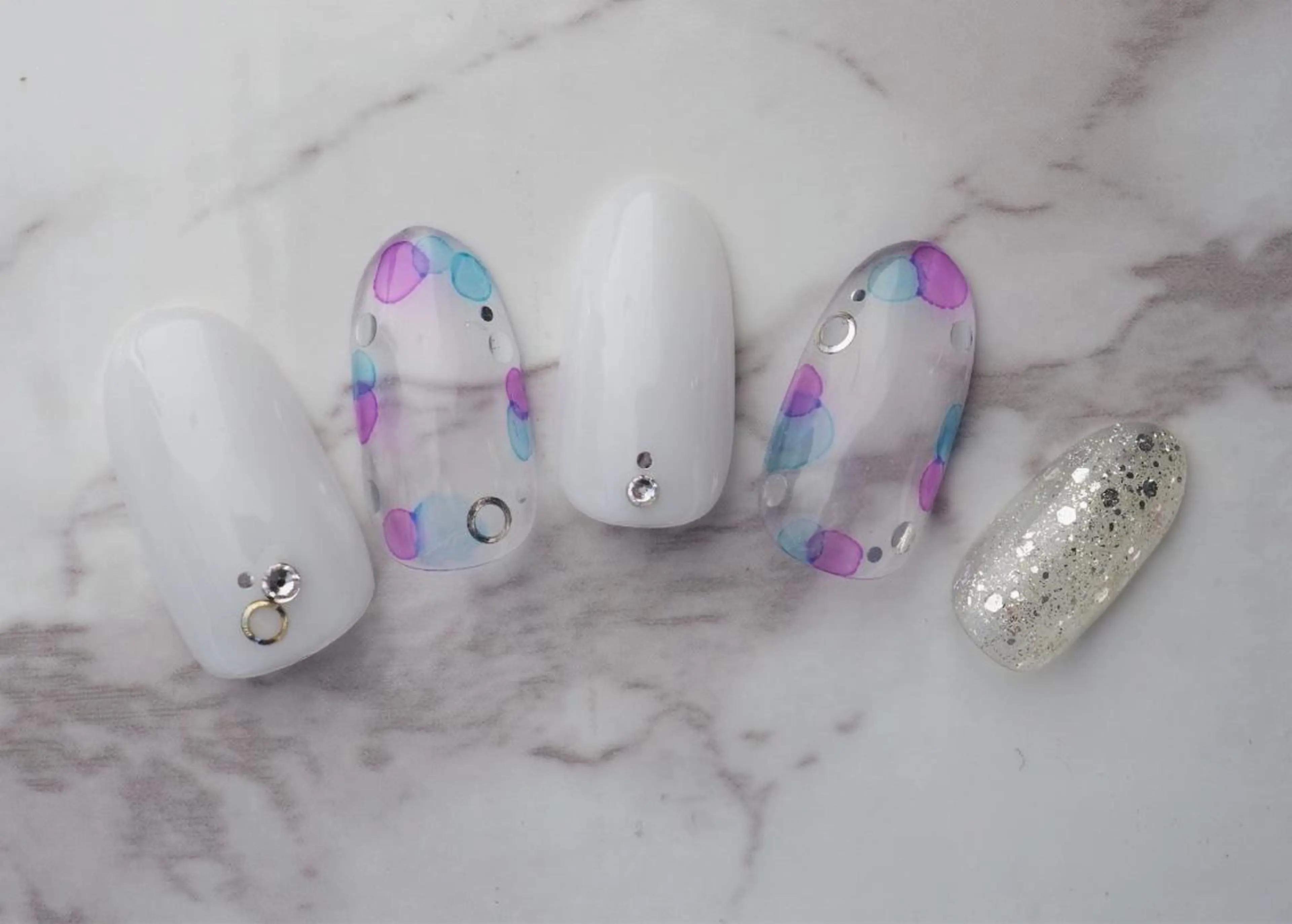 ネイル トップネイリスト Ribbon立川店のネイルデザイン