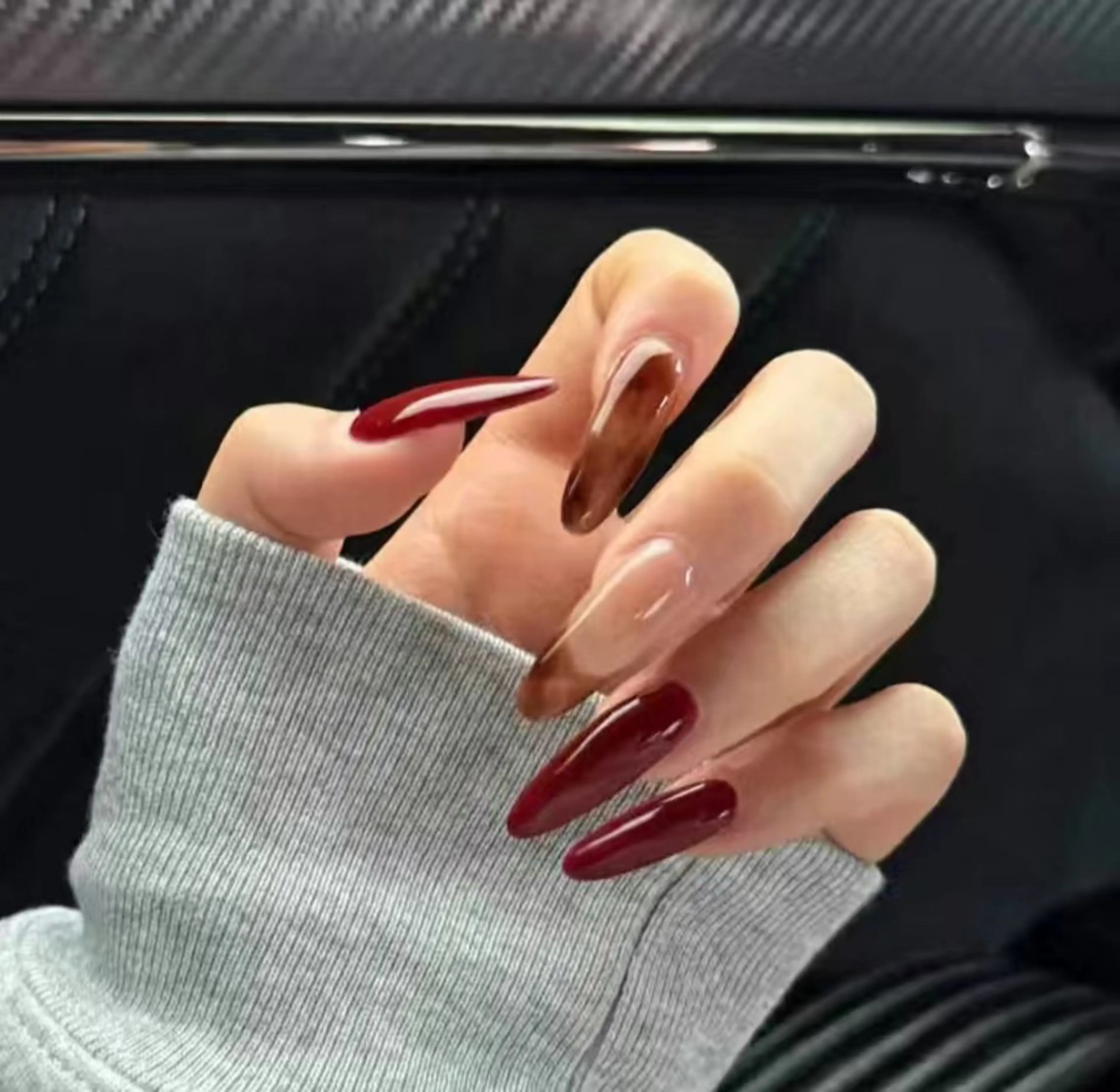 ネイル オーロラネイル フラワーネイル フットネイル フレンチネイル ジェルネイル ハンドネイル BabyYouMi ねねのネイルデザイン