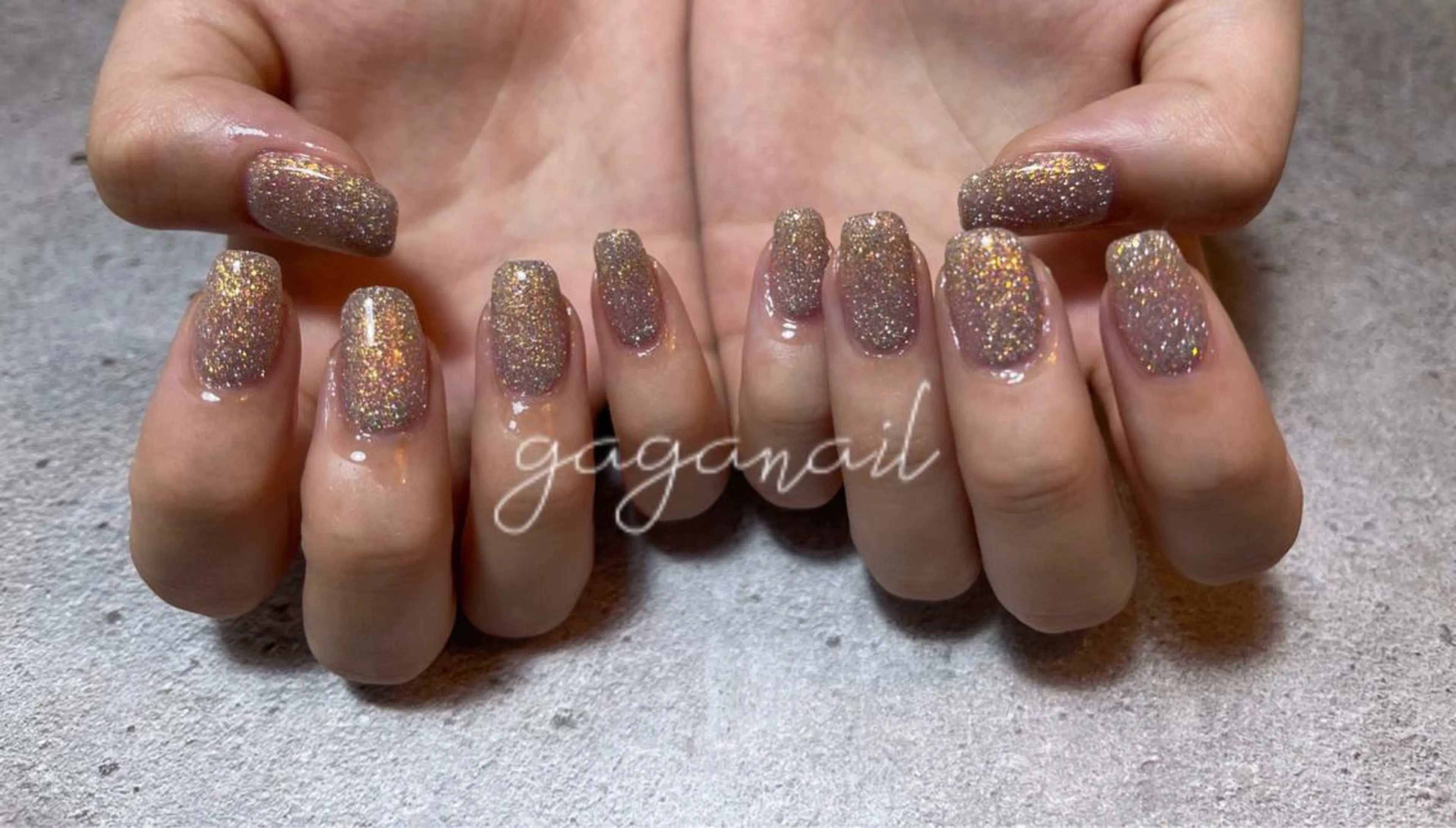 ネイル フラッシュネイル ワンカラーネイル nailsalon gagaのネイルデザイン