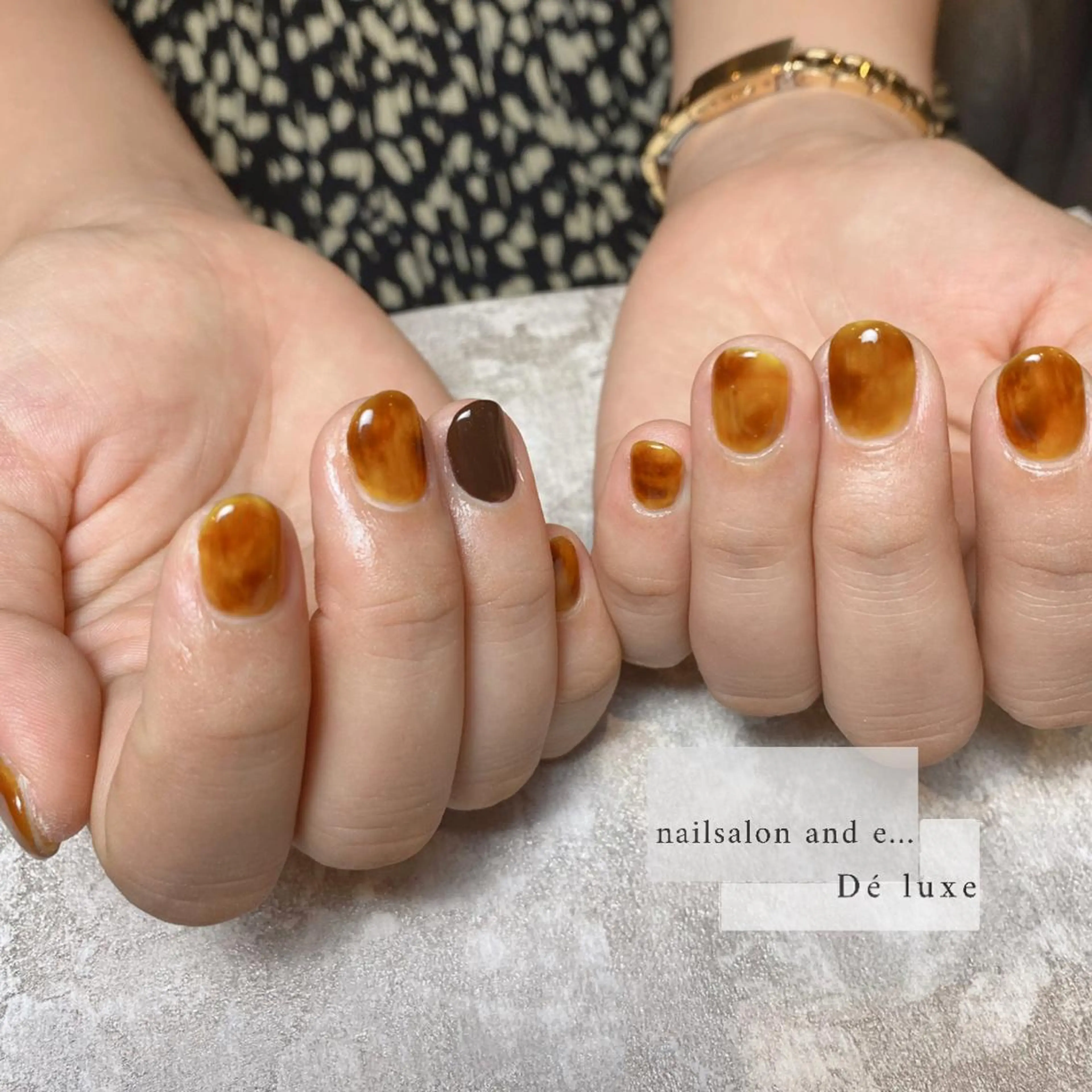 ネイル べっ甲ネイル nailsalon mur.のネイルデザイン
